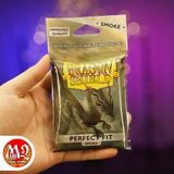 Bọc bài Standard Size Perfect Fit SMOKE Inner Sleeves - Màu khói - Chính hãng Dragon Shield