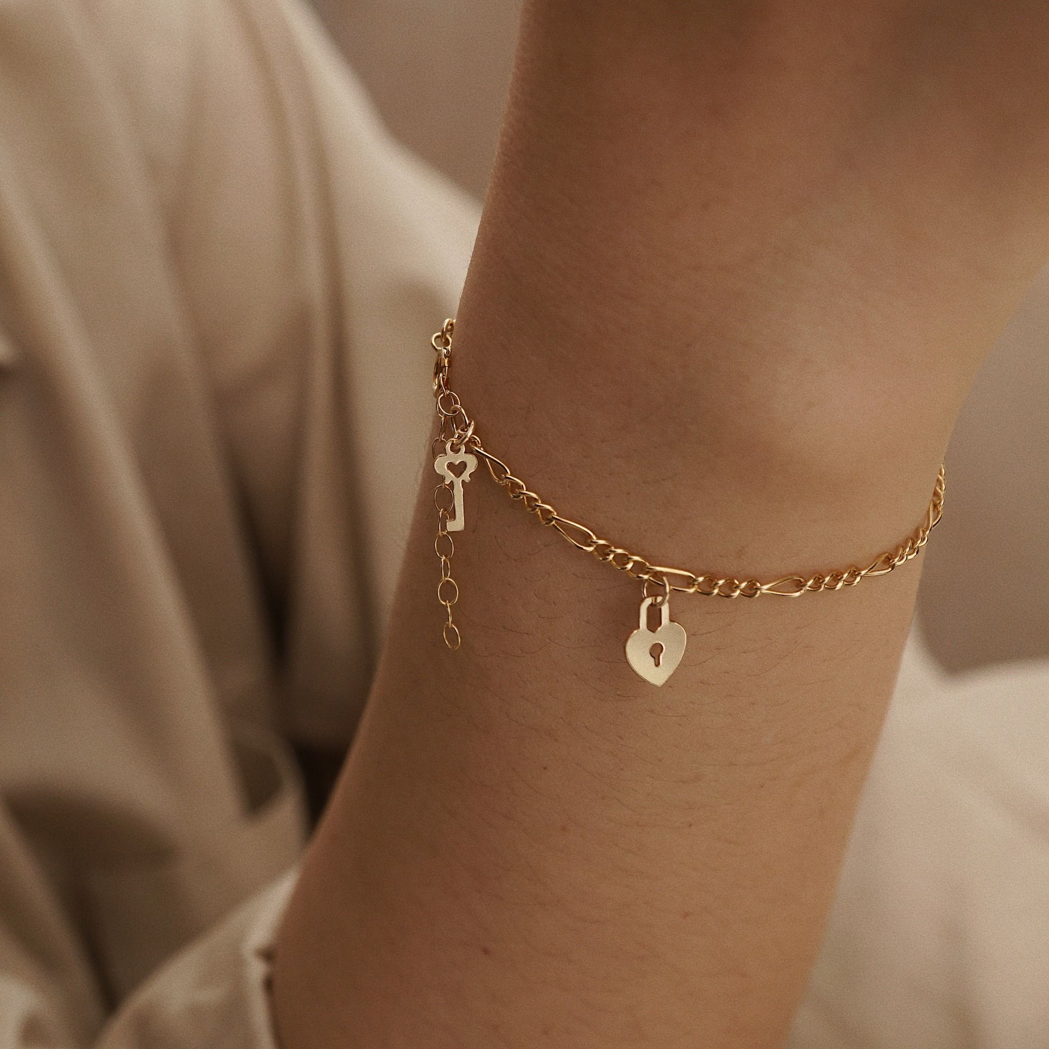  HEART LOCK & KEY OF LOVE FIGARO BRACELET 