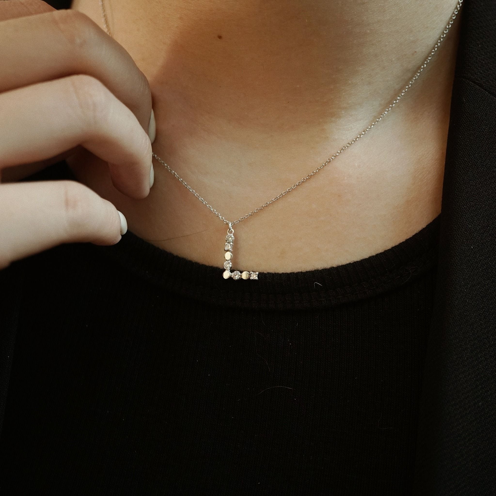  COLOR LETTER NECKLACE (S) 