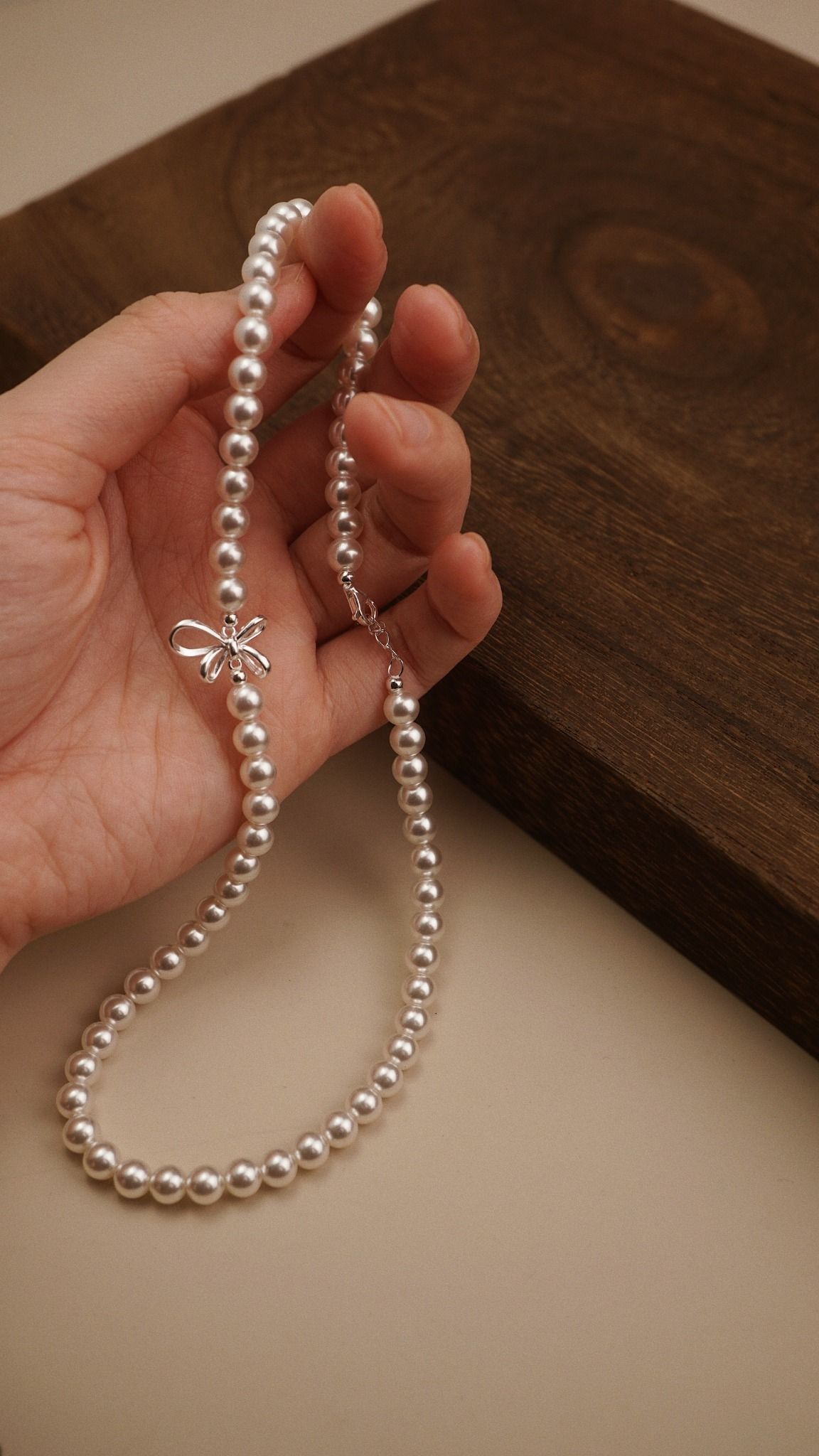  BUTTERFLY ROUND PEARL NECKLACE (S) 