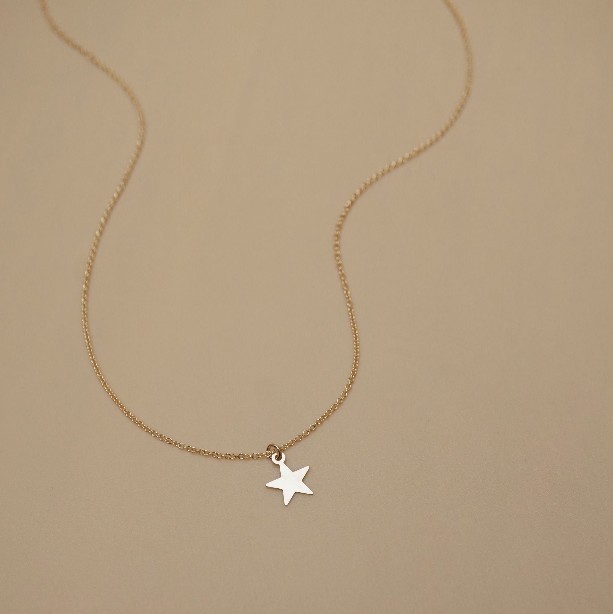  MINI STAR NECKLACE 