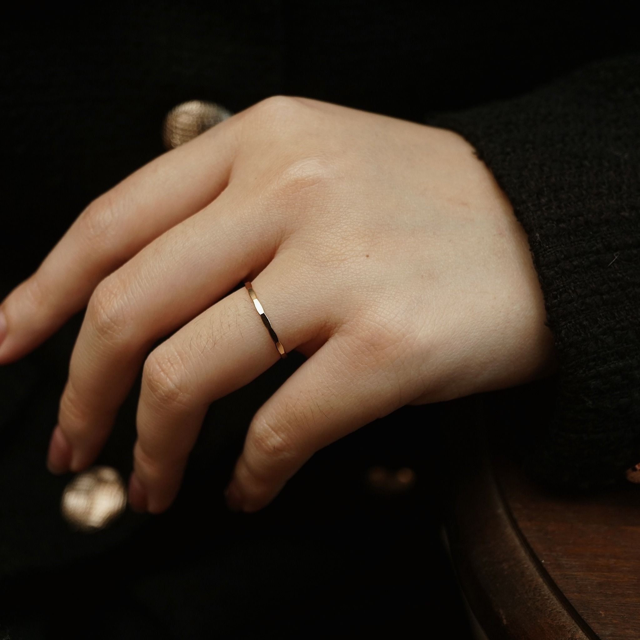  FACET BAND RING 