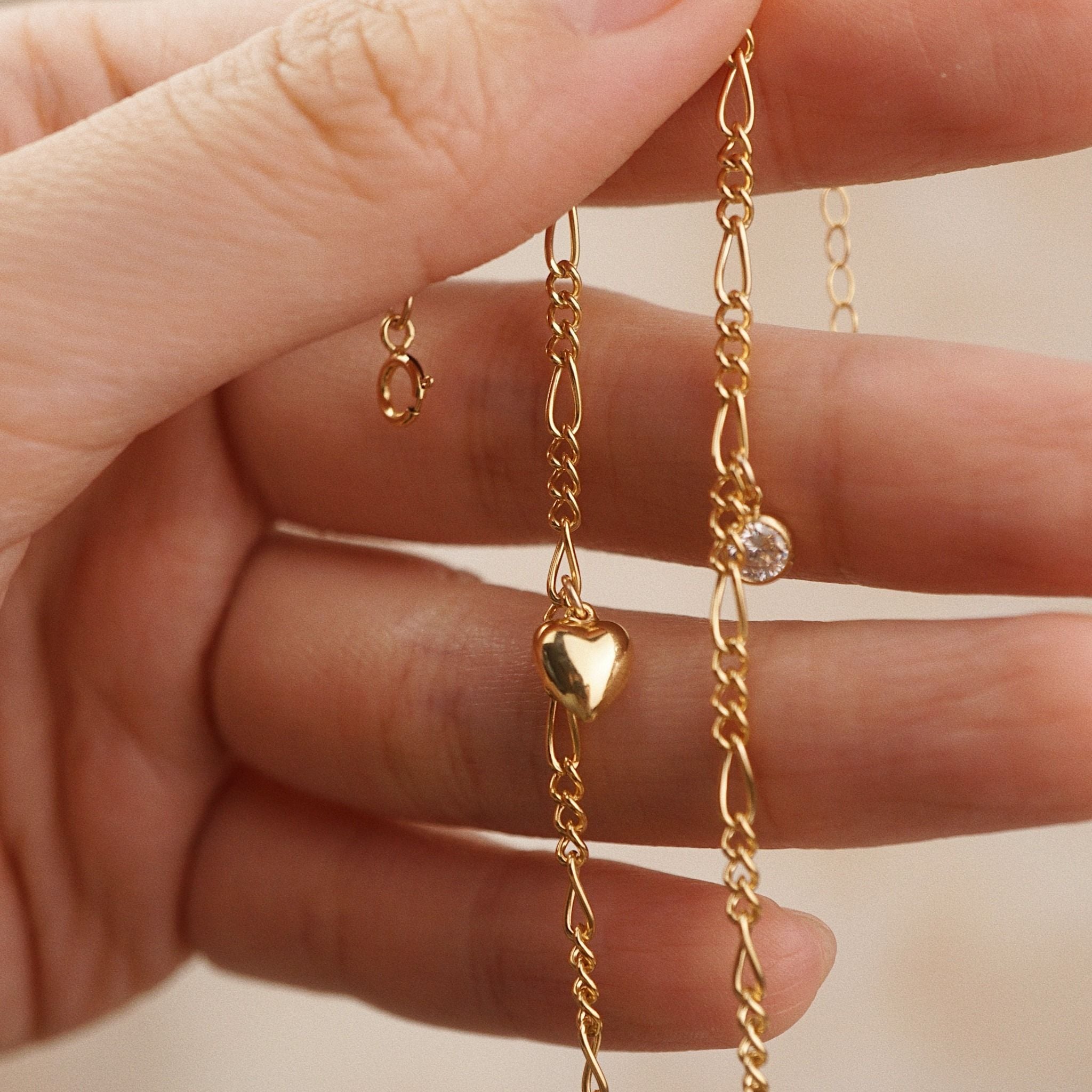  STONE & PUFF HEART DUO FIGARO BRACELET 