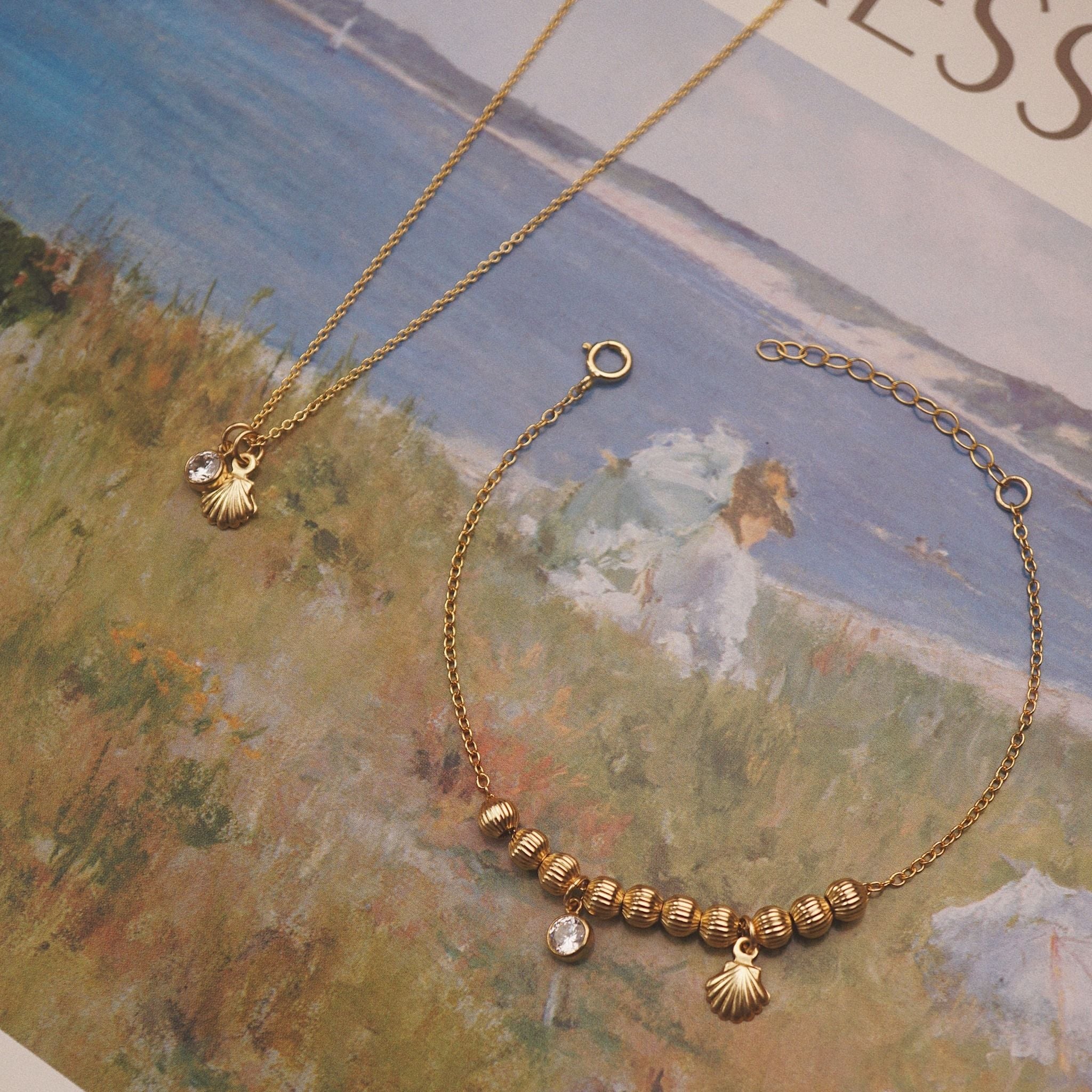 STONE & SHELL NECKLACE 