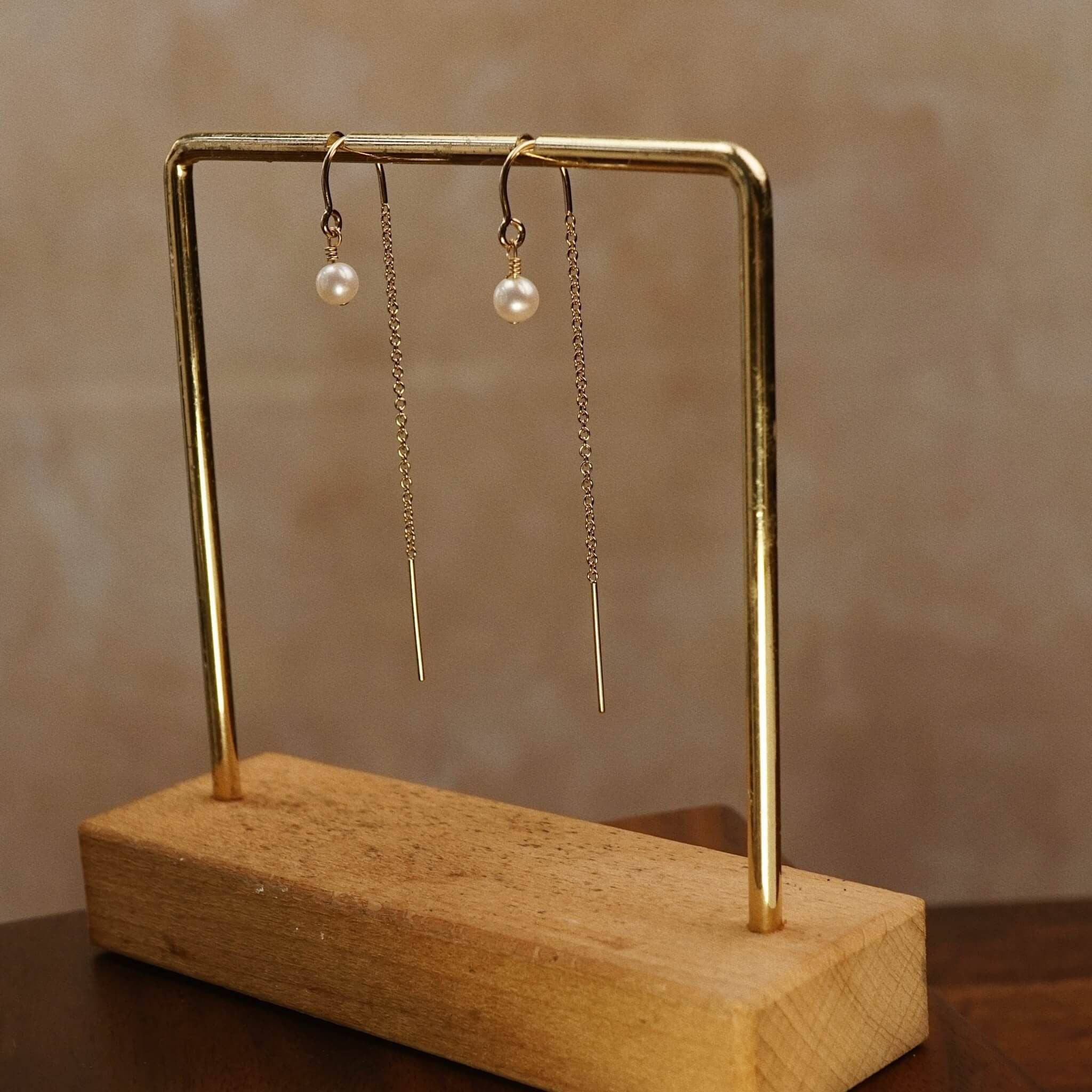  PEARL - HOOP & U SHAPE EARRINGS 