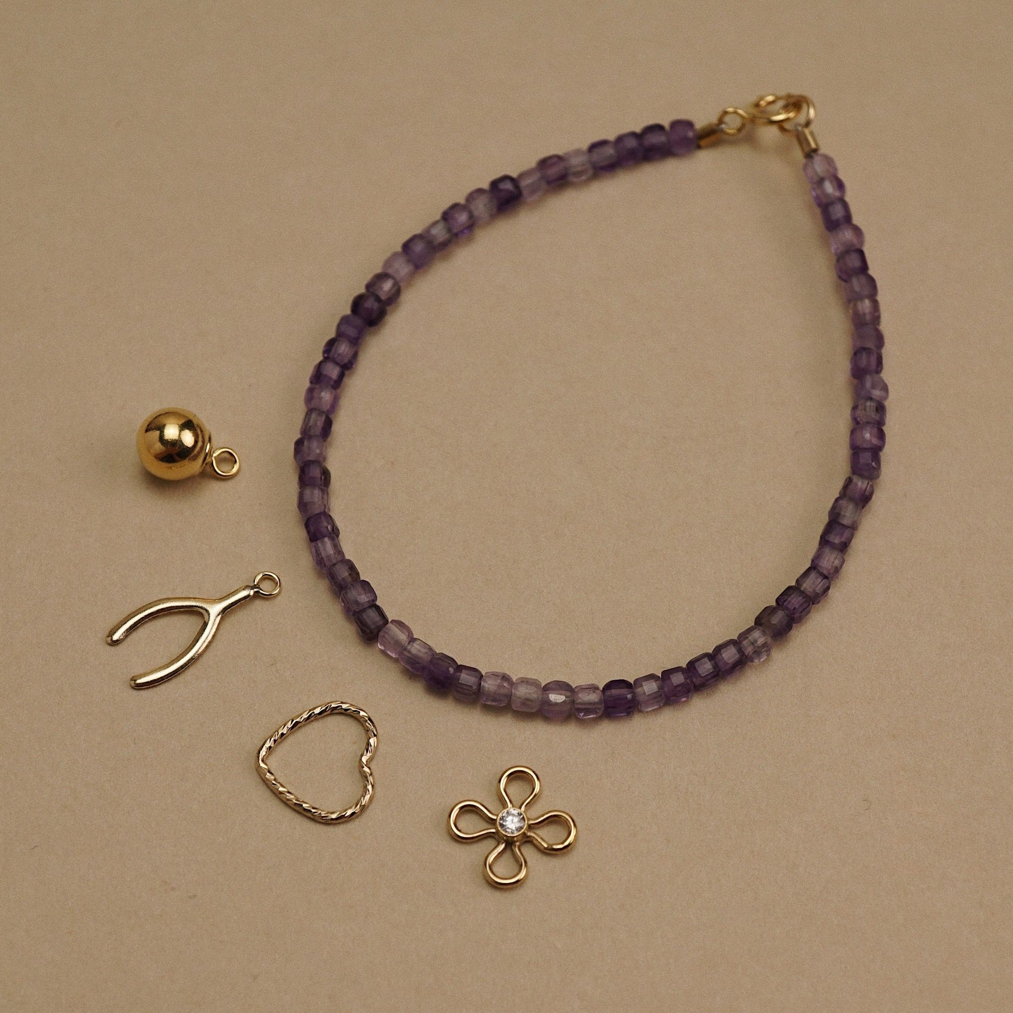  SPARKLE HEART - SILKY AMETHYST BRACELET 
