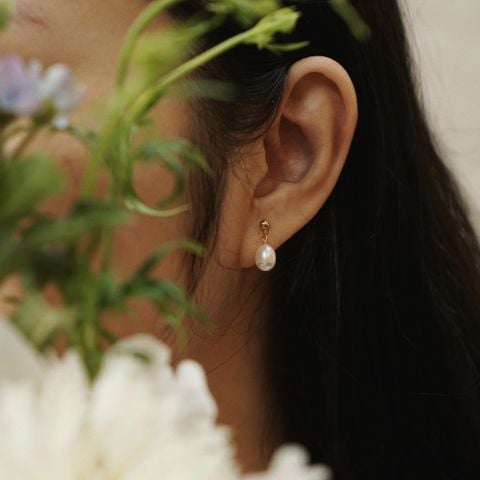 BOLD RICE SHAPE DROP EARRINGS