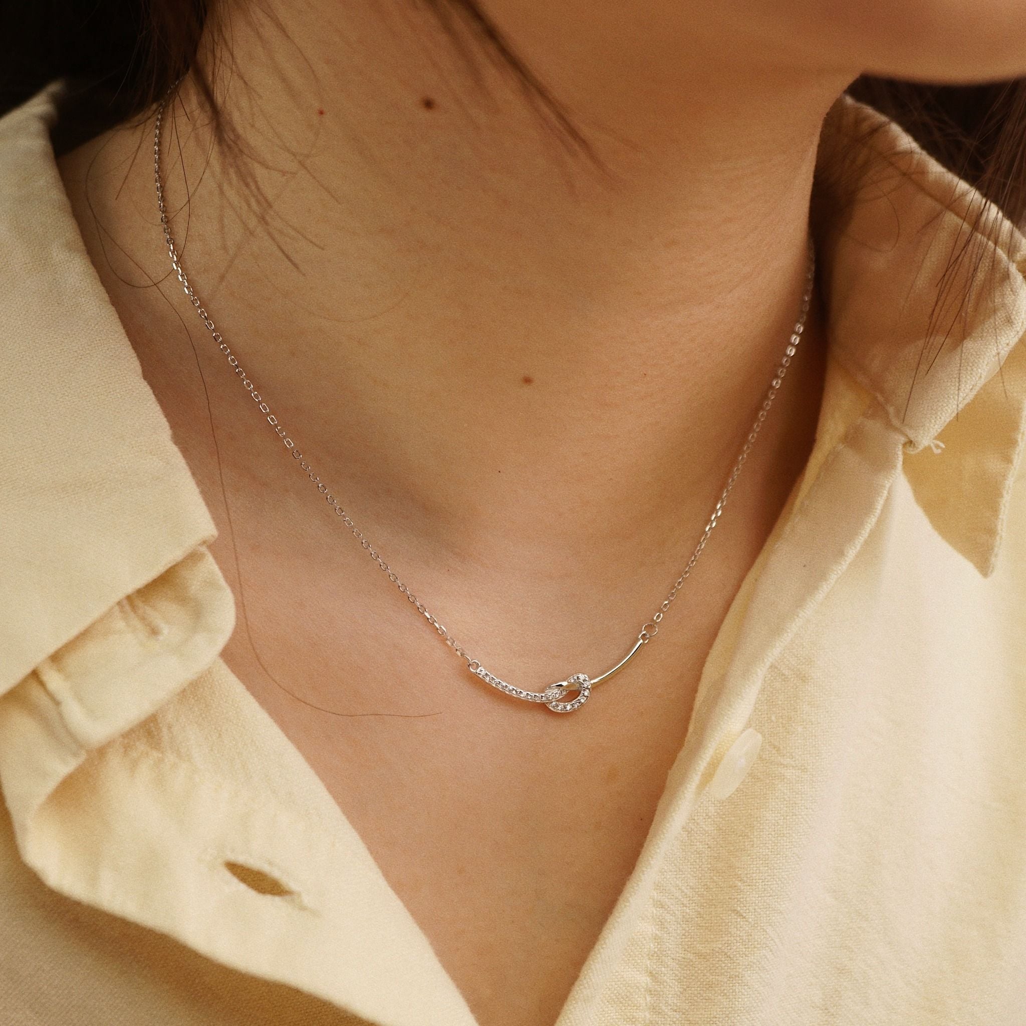  SMILEY KNOT NECKLACE (S) 