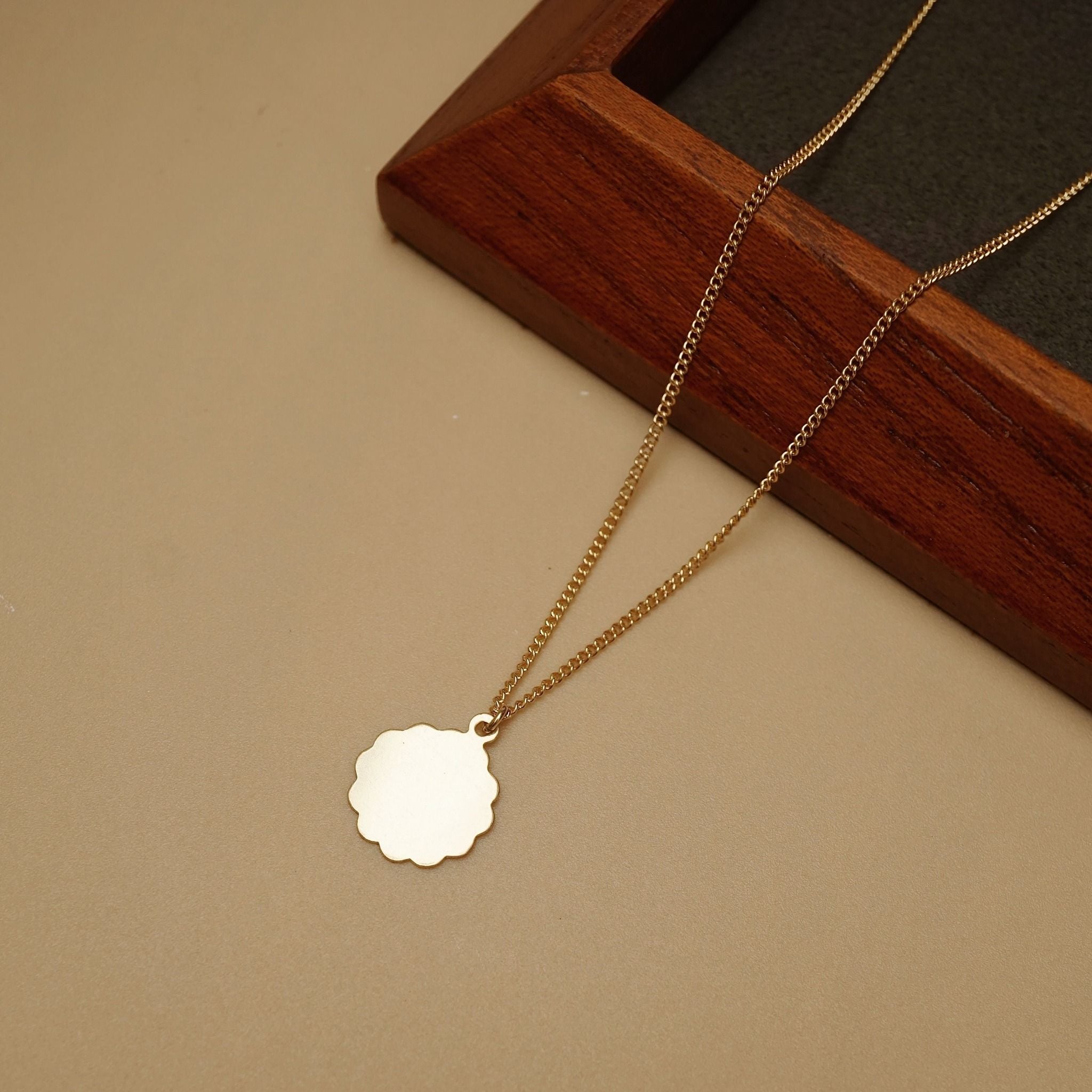 CLOUDY SILKY NECKLACE 