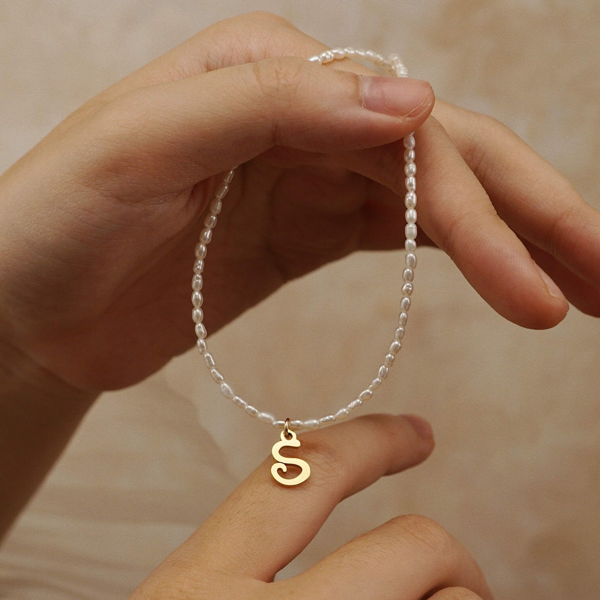  ITALIC SCRIPT LETTER - RICE SHAPE PEARL CHOKER NECKLACE 