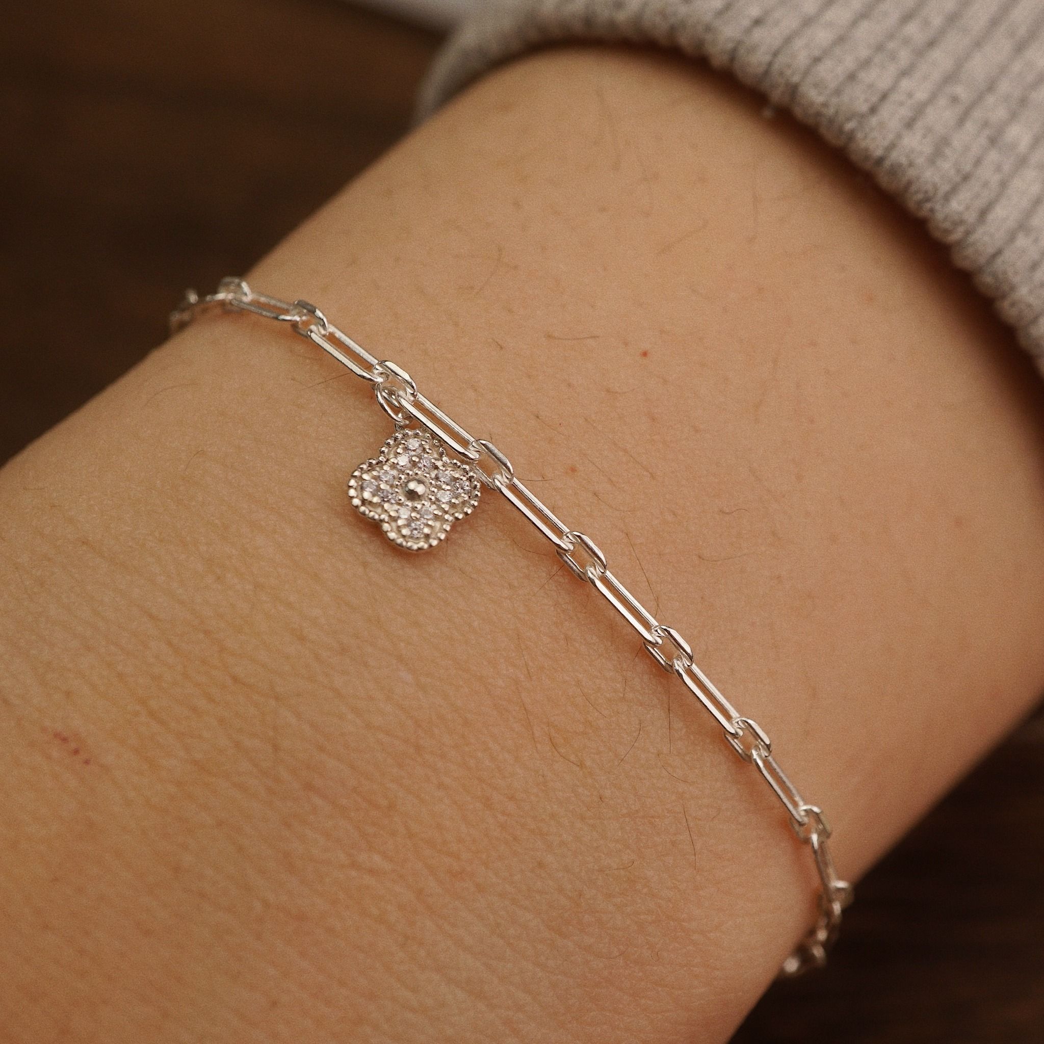  DAISY CLOVER LEAF ALTERNATING PAPERCLIP BRACELET (S) 