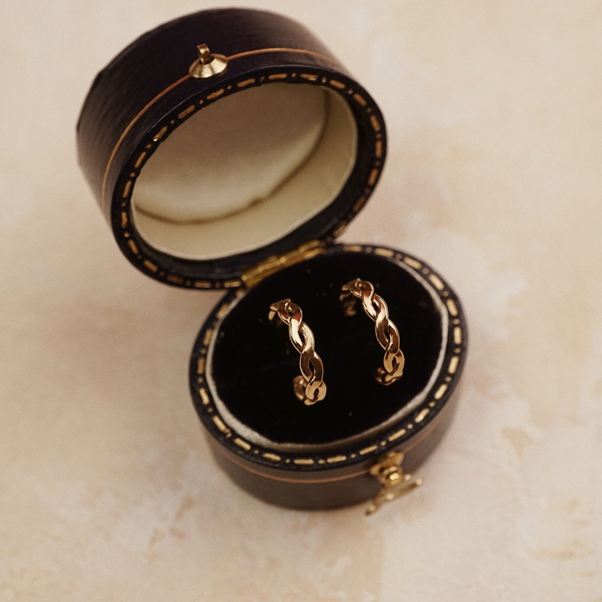  ROPE OPEN HOOP EARRINGS 