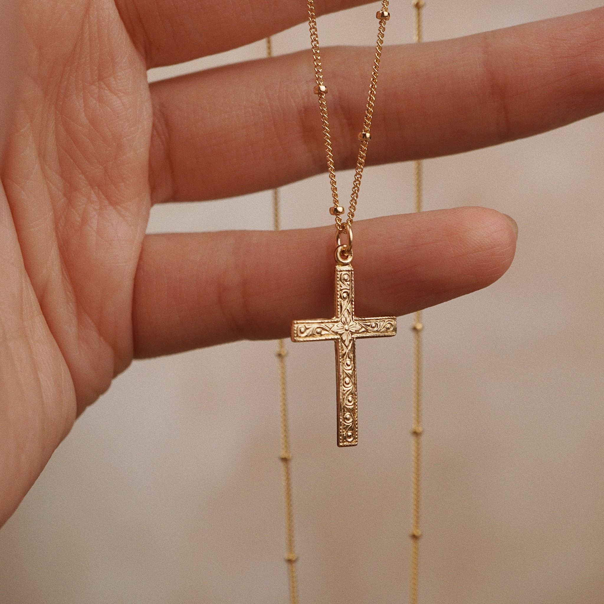  CROSS PATTERN SATELLITE NECKLACE 