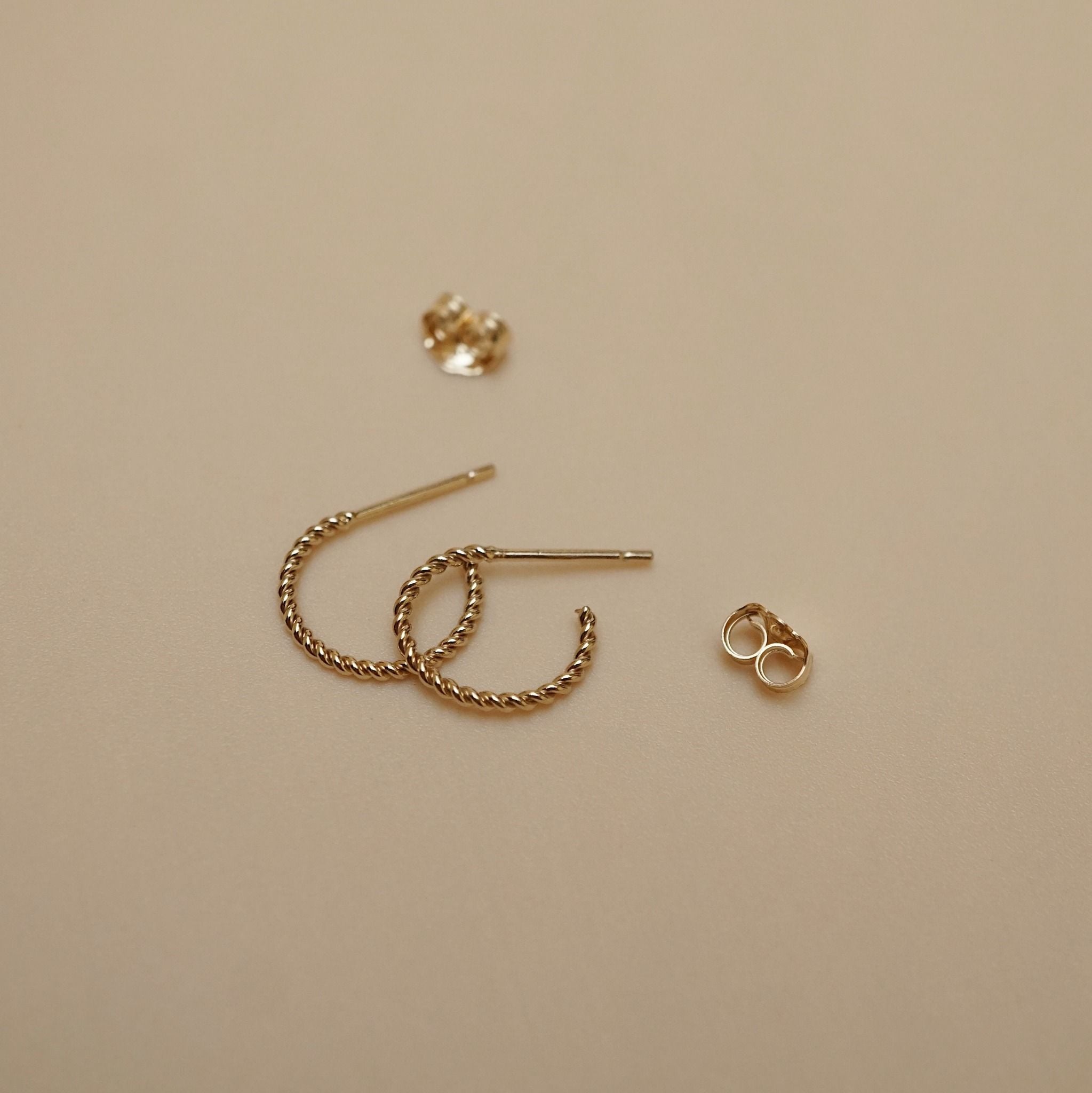  TWIST OPEN HOOP EARRINGS 