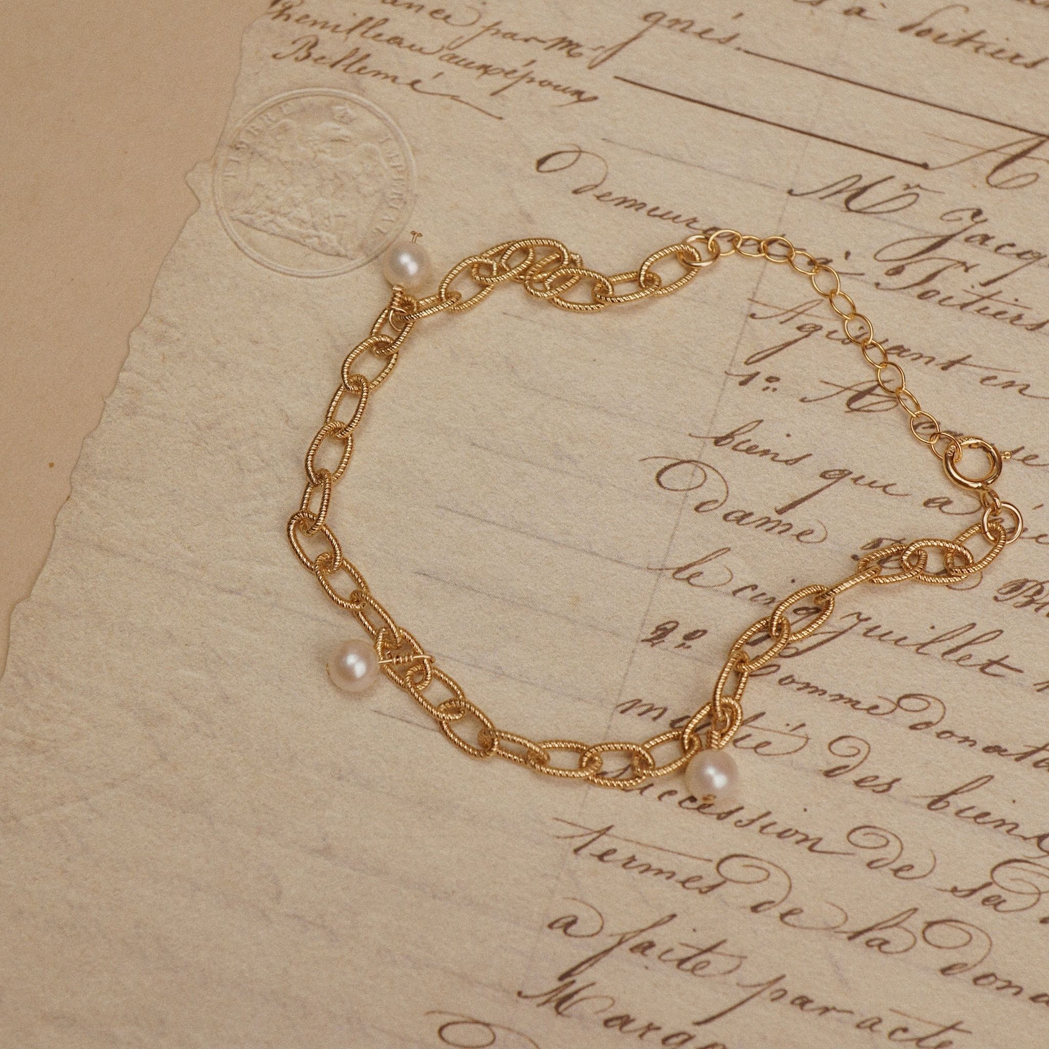  TRIO PEARL OVAL CABLE BRACELET 