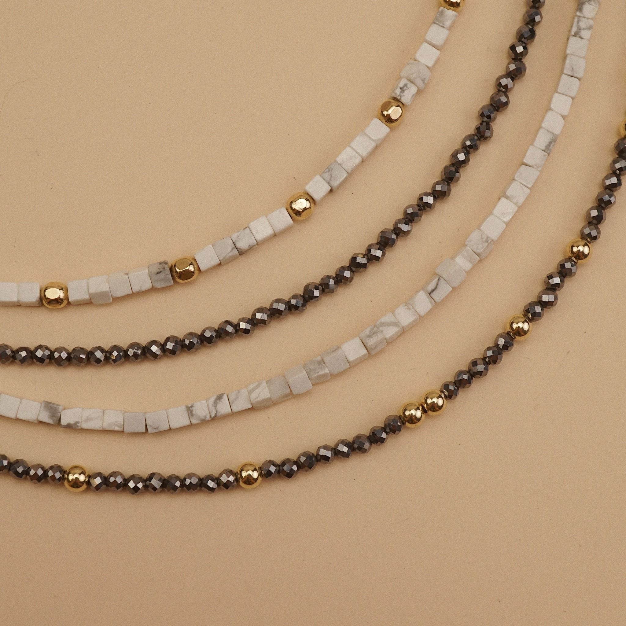  HOWLITE STONE BRACELET 
