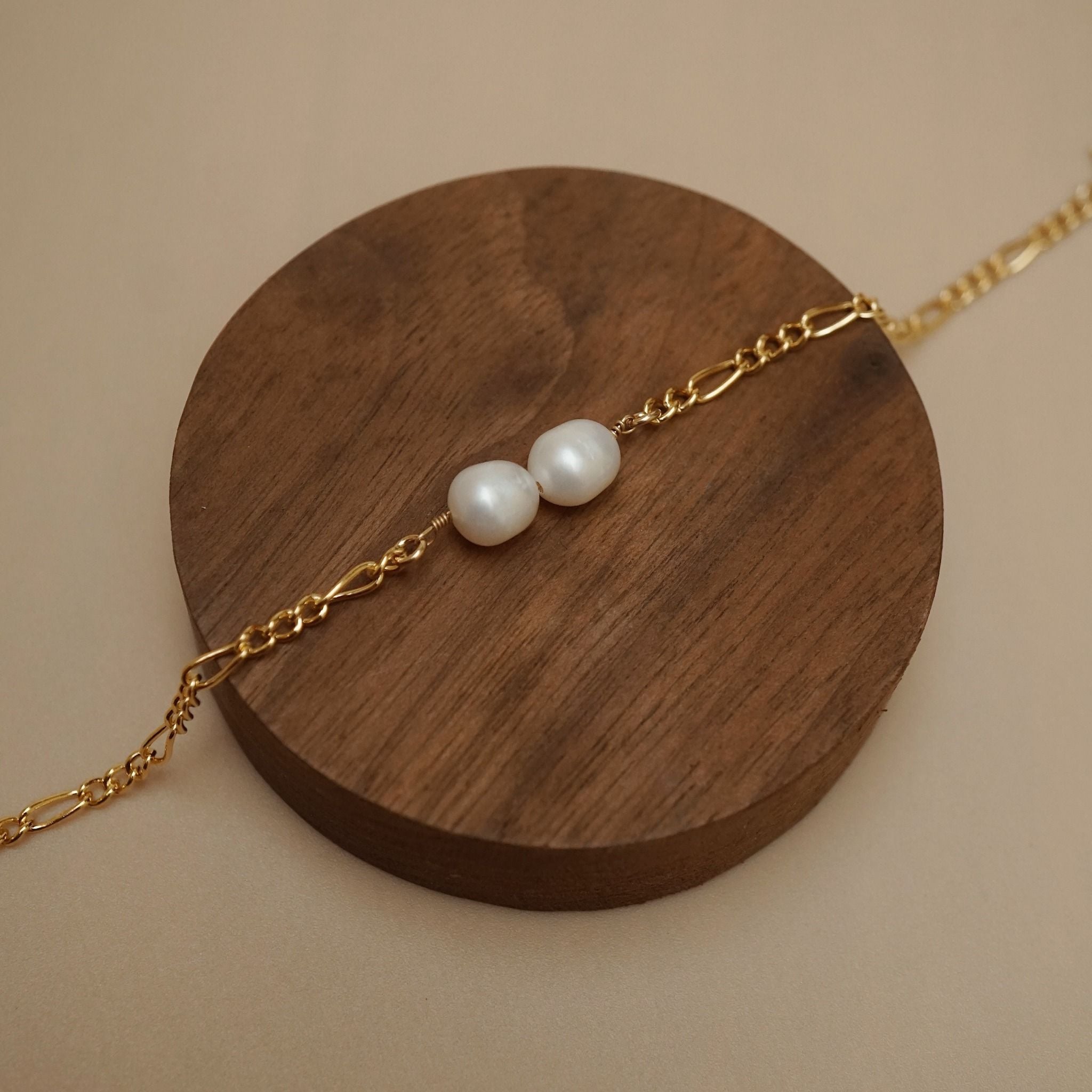  DOUBLE BOLD RICE SHAPE FIGARO BRACELET 