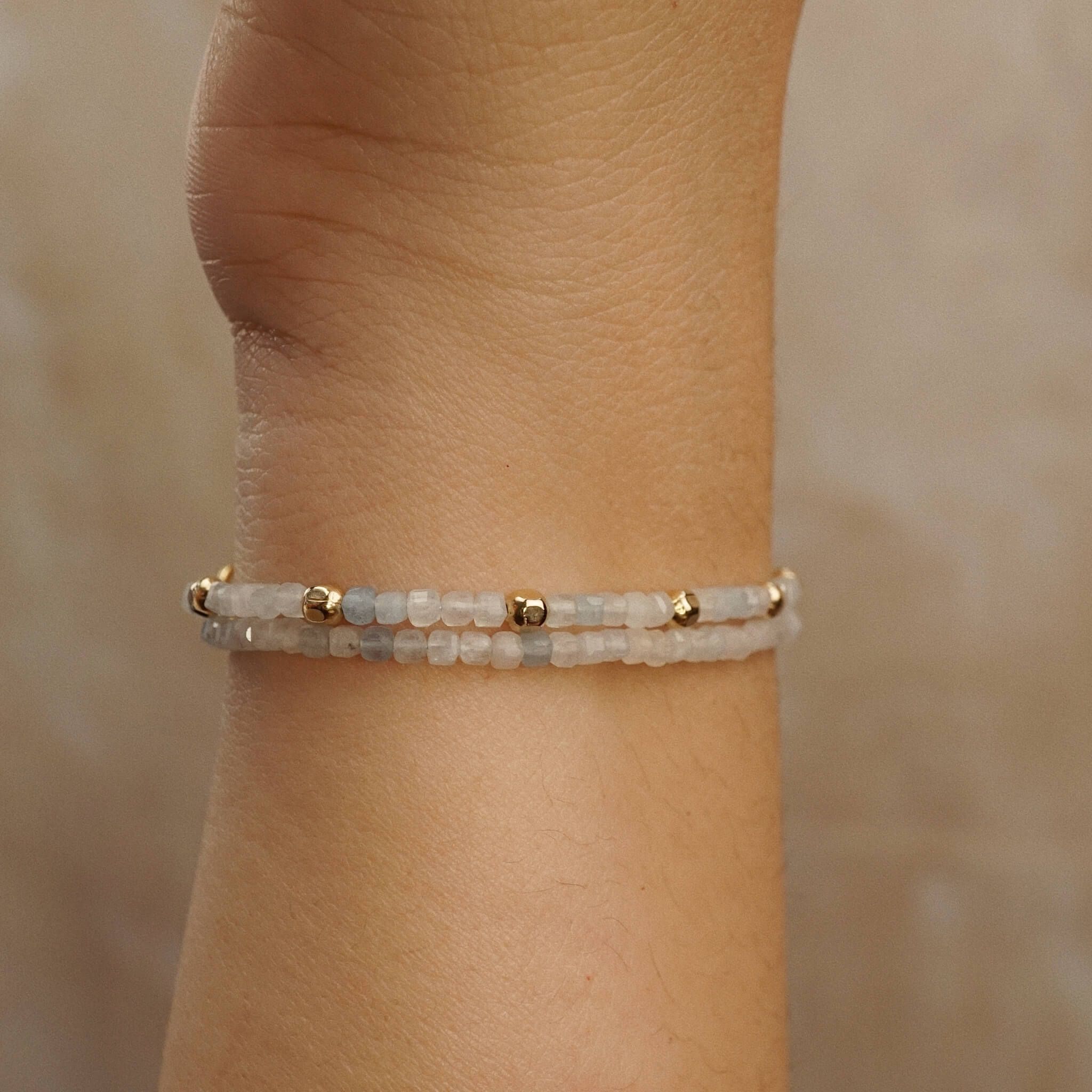  AQUAMARINE STONE BRACELET 