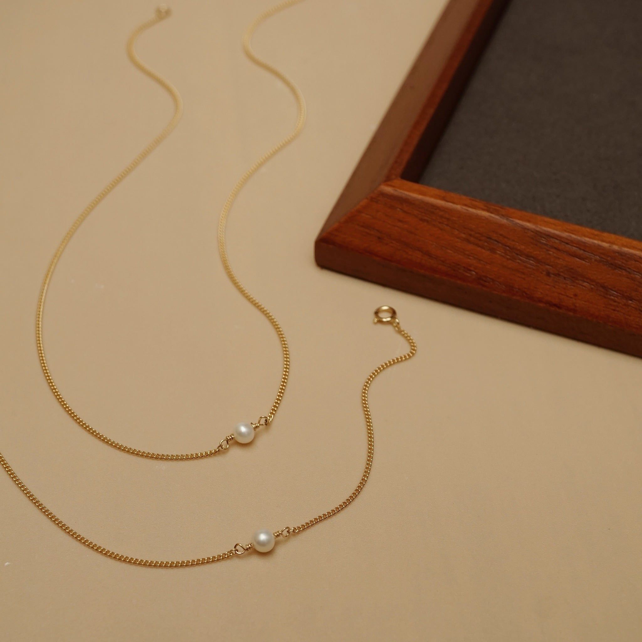  PEARL LINK SILKY BRACELET 