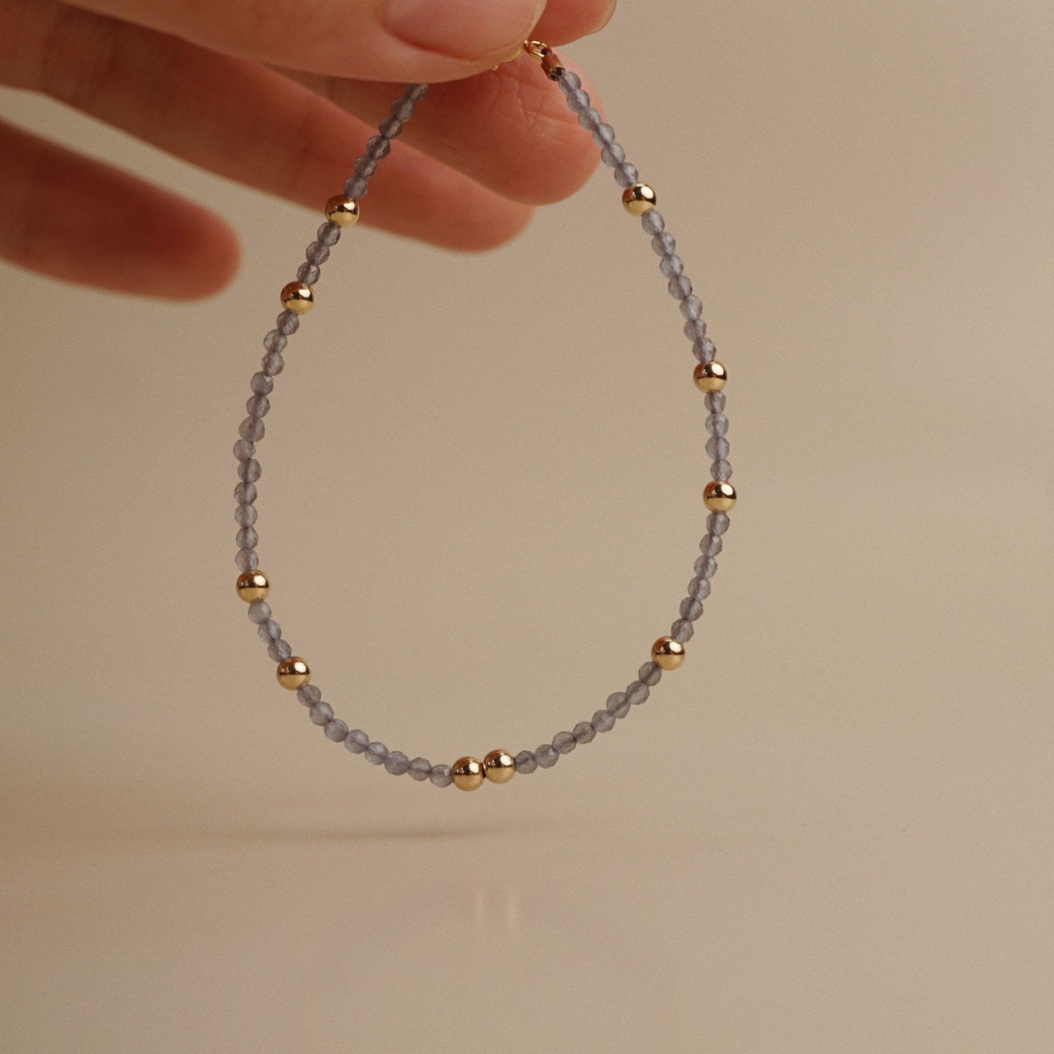  ROUND AMETHYST STONE BRACELET 