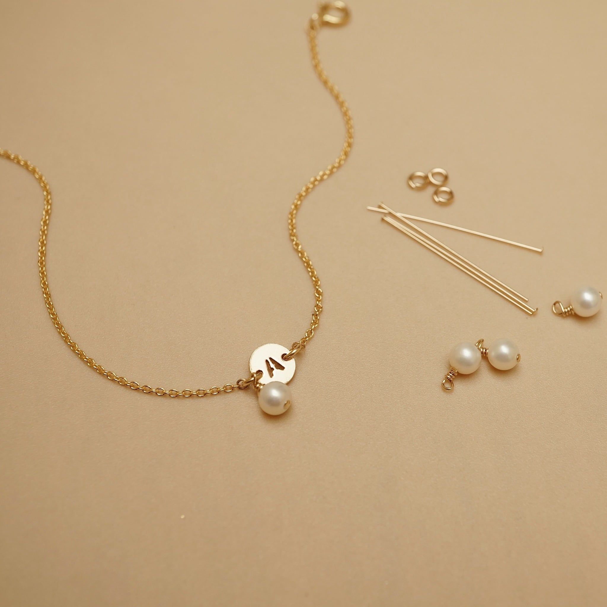  ROUND LETTER LINK - PEARL BRACELET 