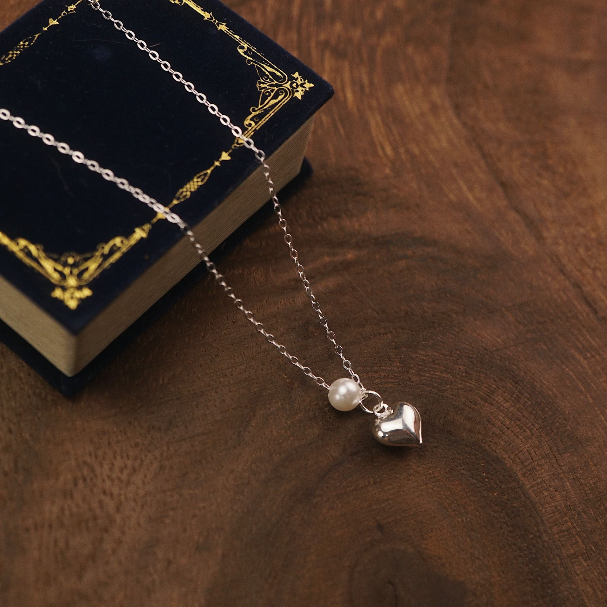  PUFF HEART PEARL NECKLACE (S) 