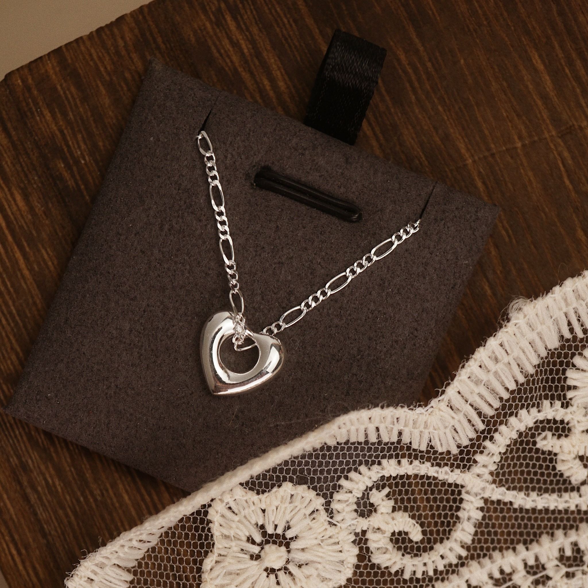  HEART HOLE MINI FIGARO NECKLACE (S) 