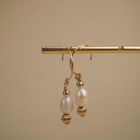 BOLD PEARL MIX BEADED OPEN HOOP EARRINGS