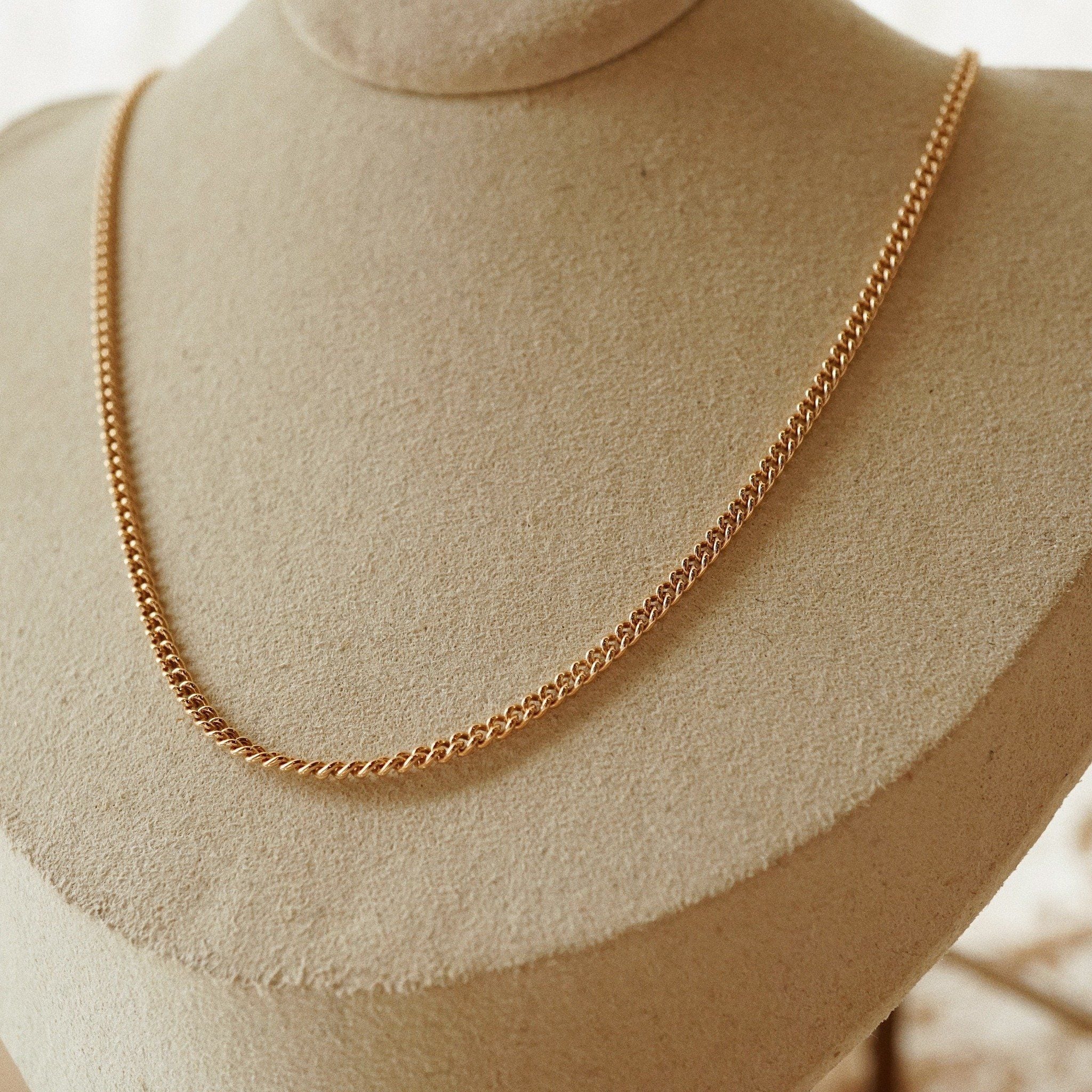  CURB NECKLACE 