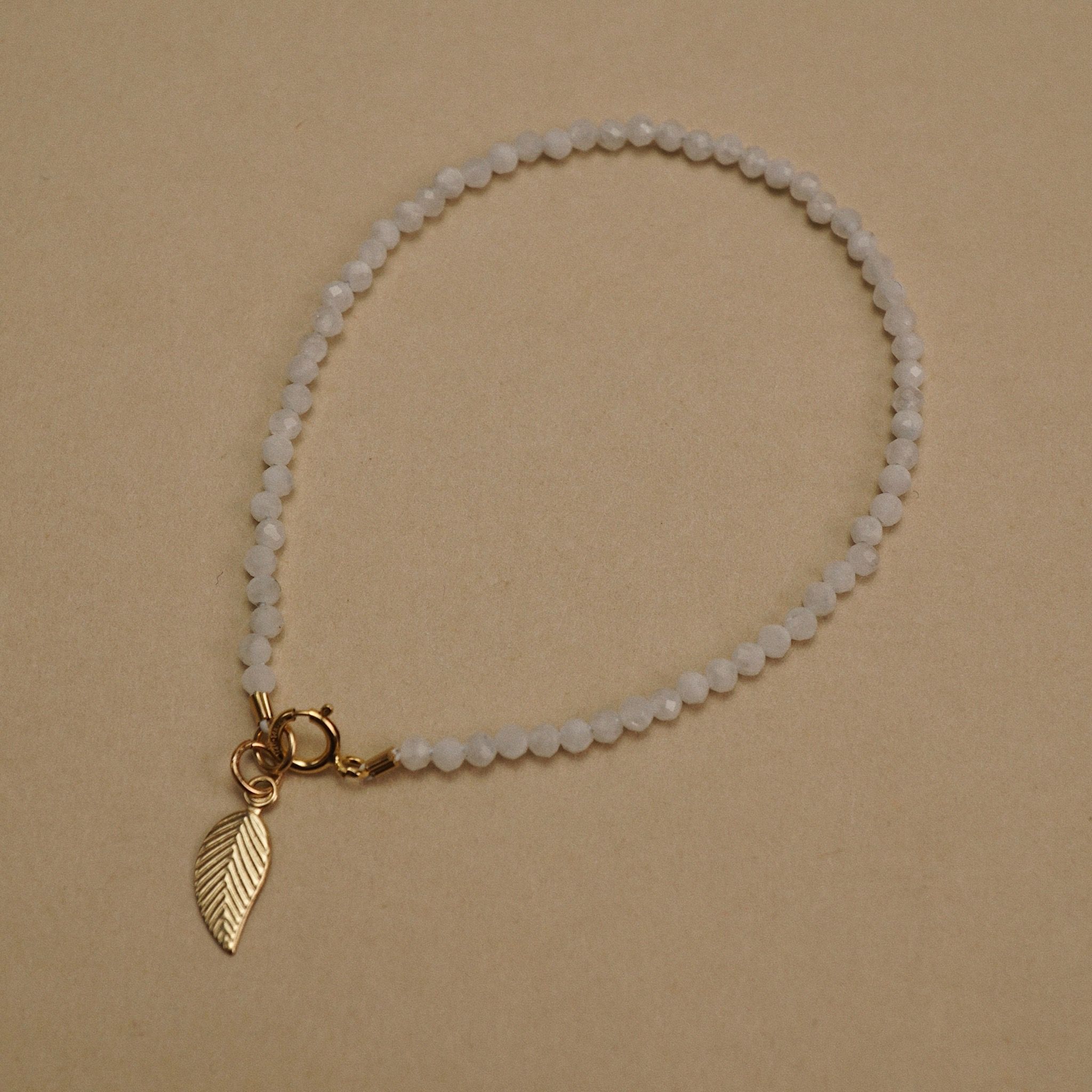  LEAF - MOONSTONE BRACELET 