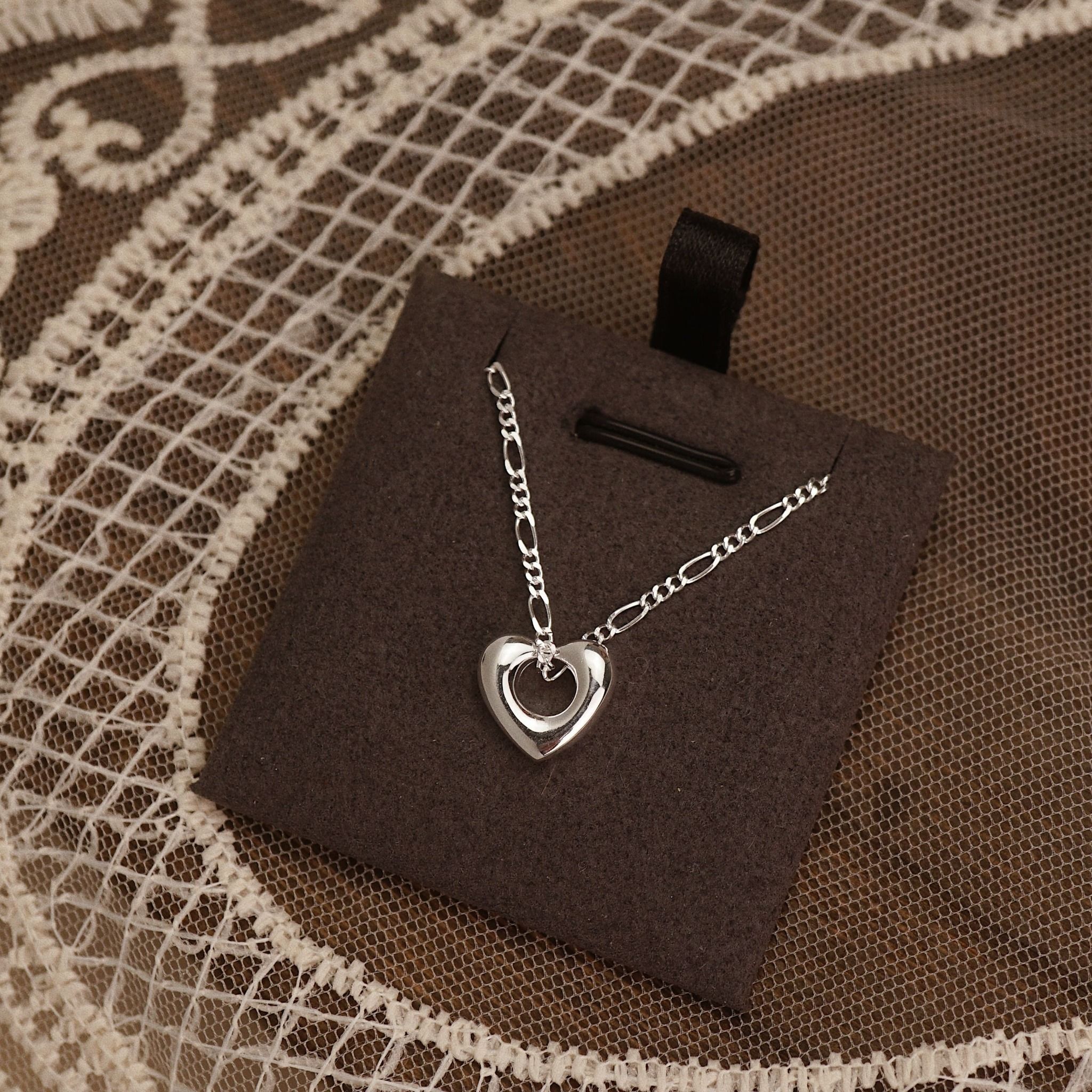  HEART HOLE MINI FIGARO NECKLACE (S) 
