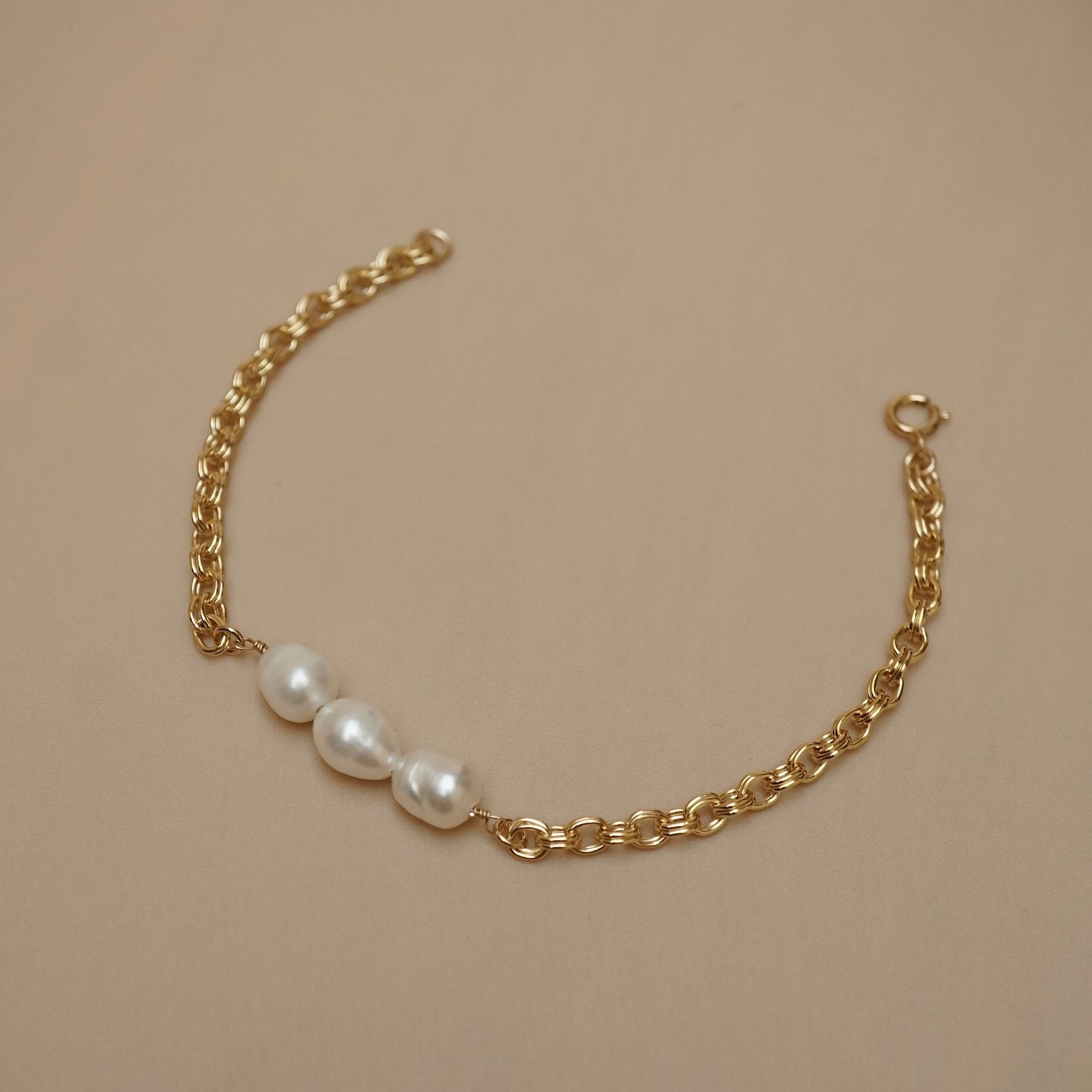  TRI BOLD SHAPE DOUBLE OVAL BRACELET 