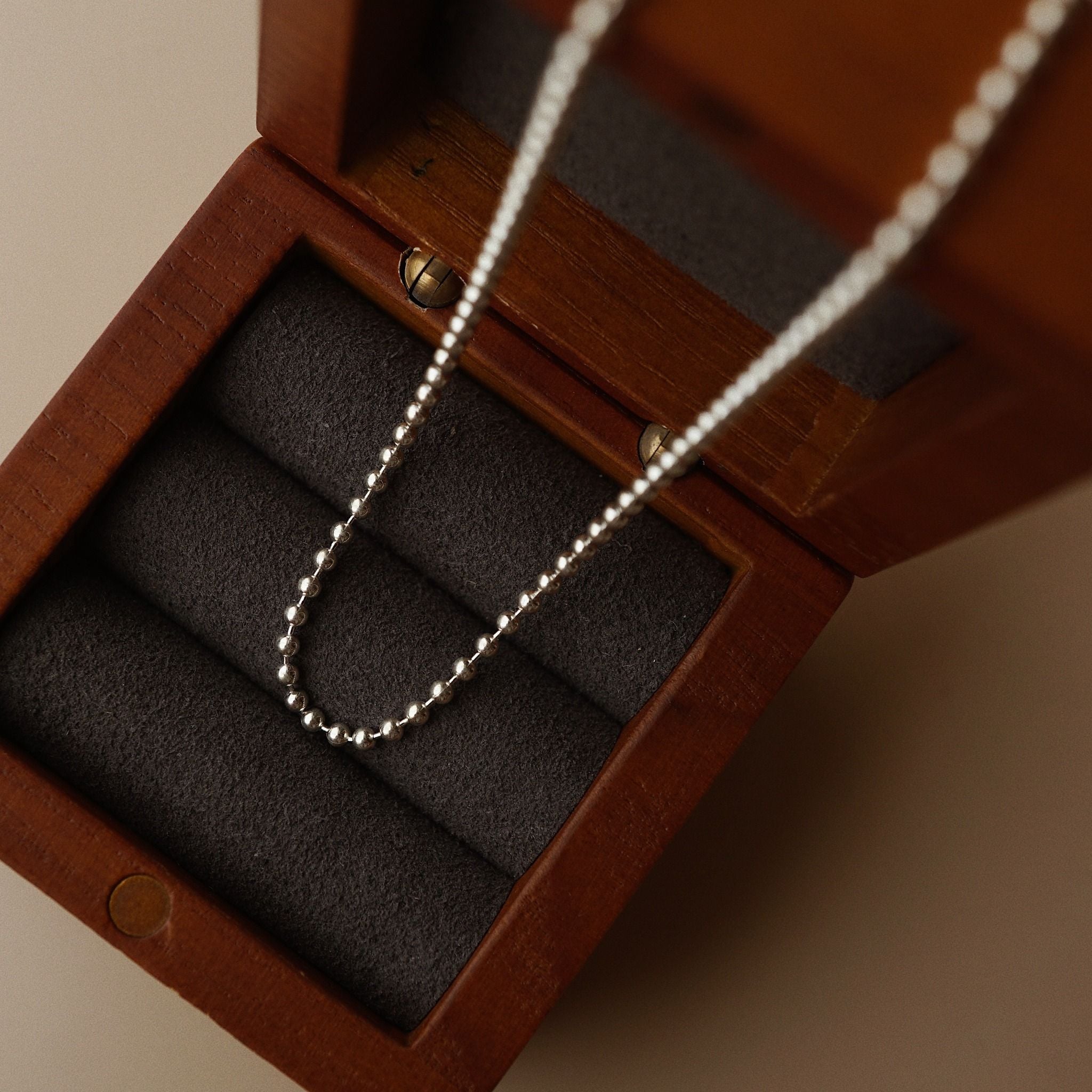 DISCO BEAD CHAIN CHOKER NECKLACE (S) 