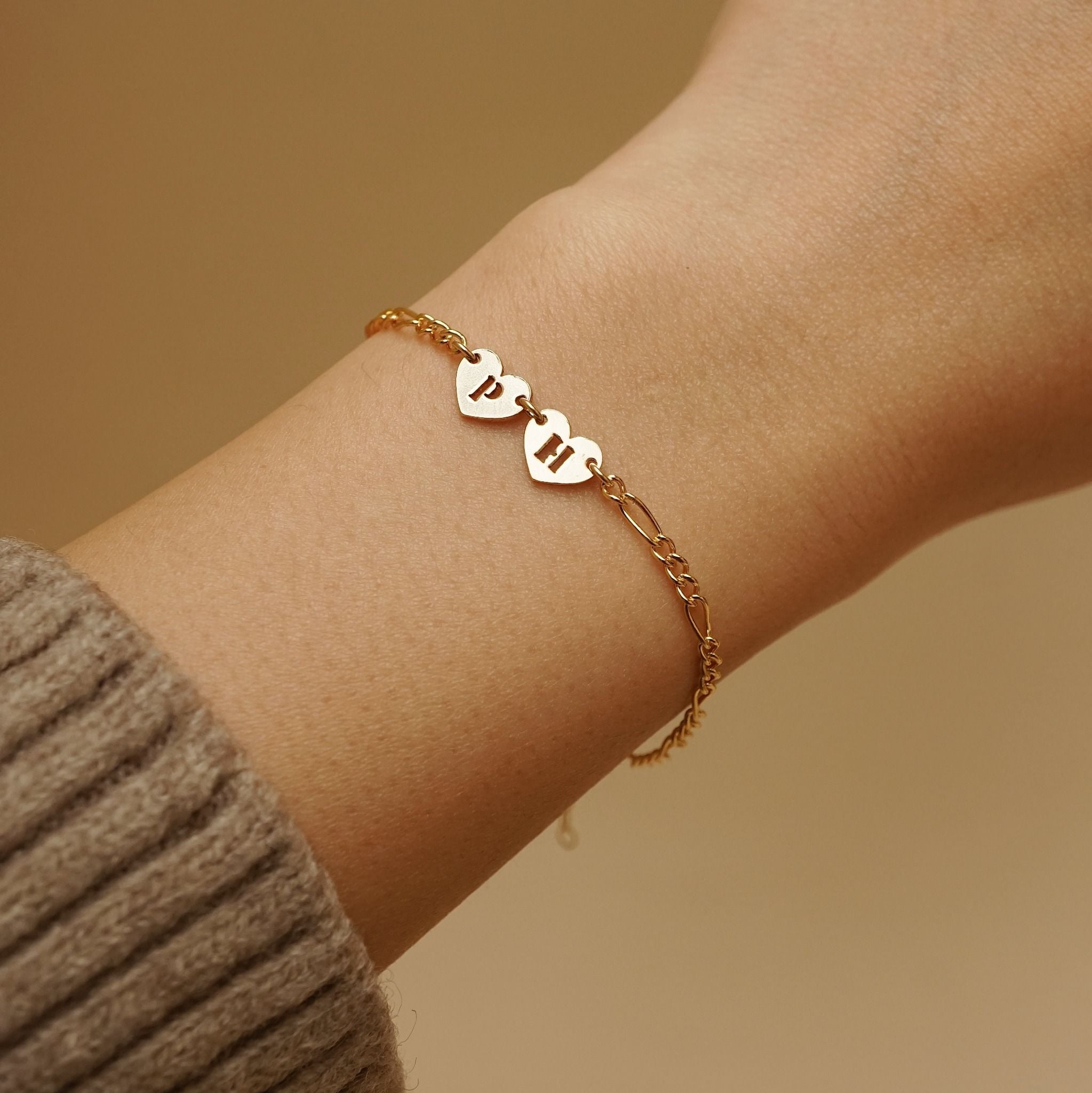  DOUBLE HEART LETTER LINK FIGARO BRACELET 