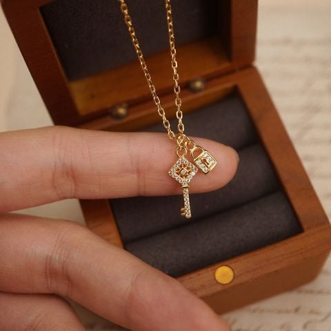 LOCK & KEY NECKLACE