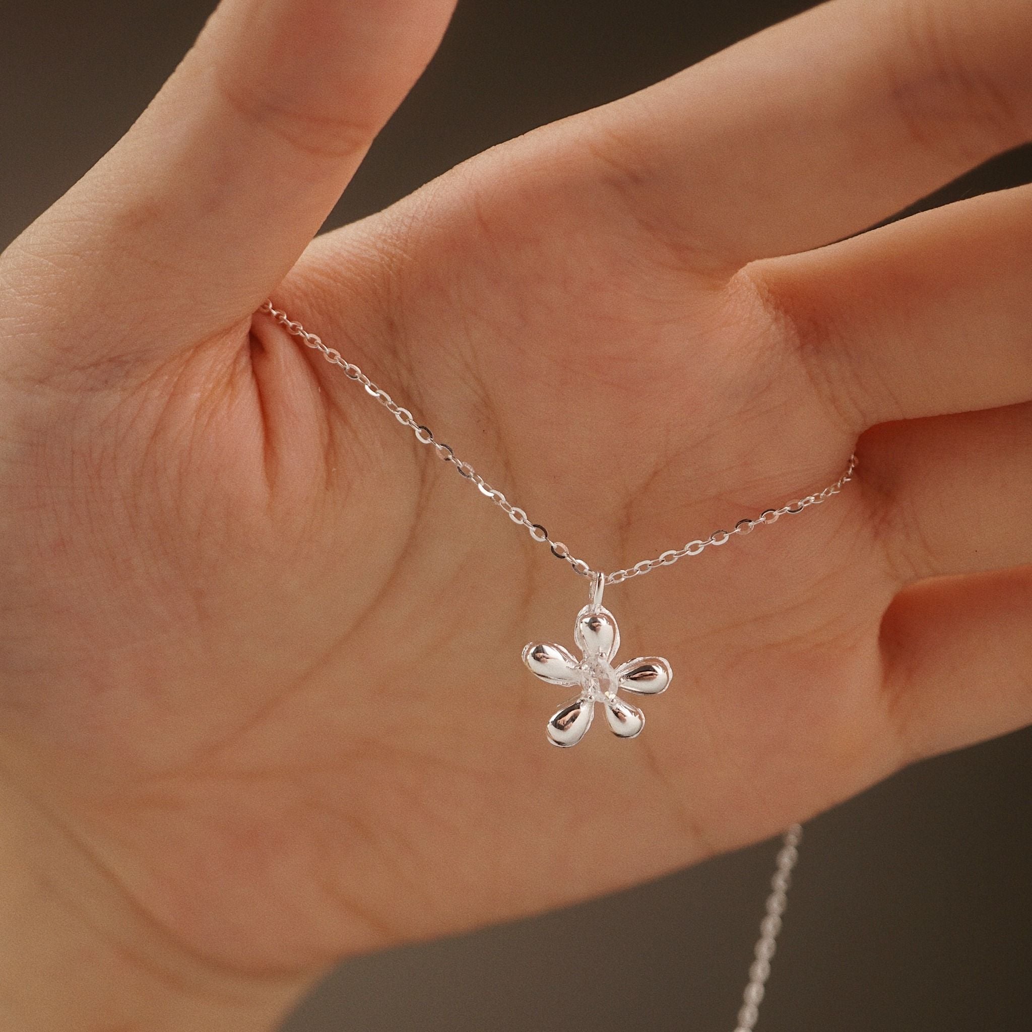  FLOWER NECKLACE (S) 