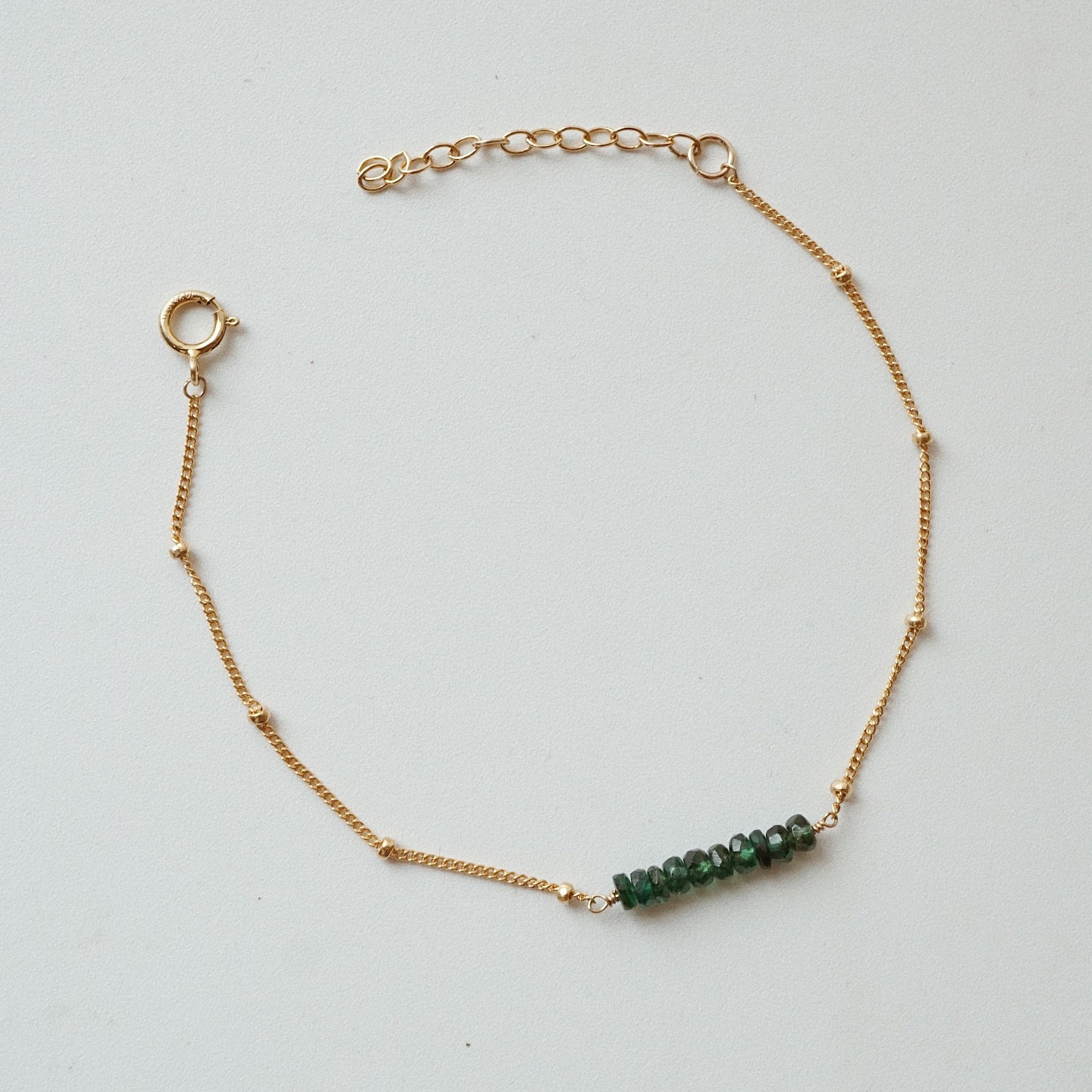 EMERALD STONE BAR SATELLITE BRACELET 