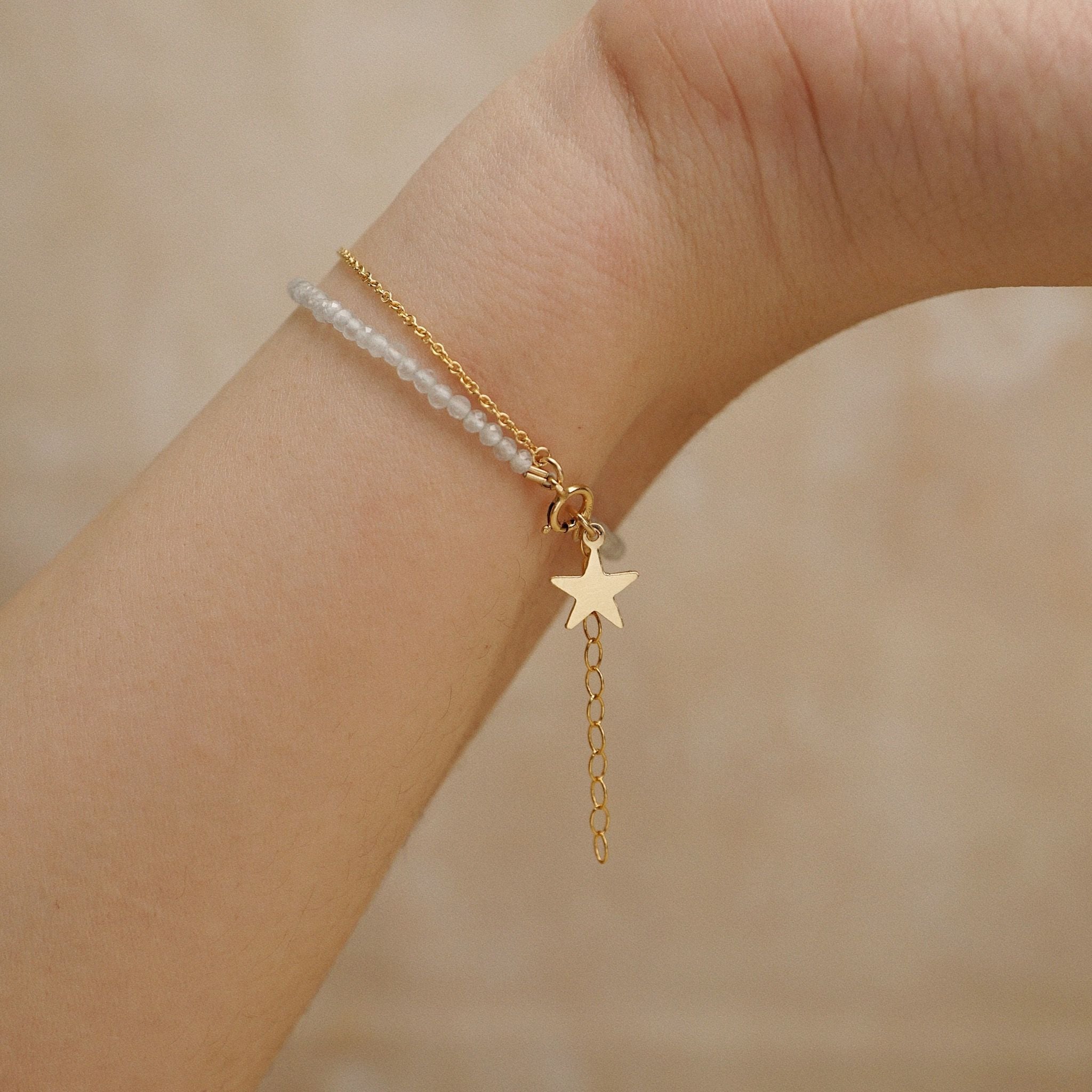  MINI STAR - PLAIN  ROUND AQUAMARINE BRACELET 
