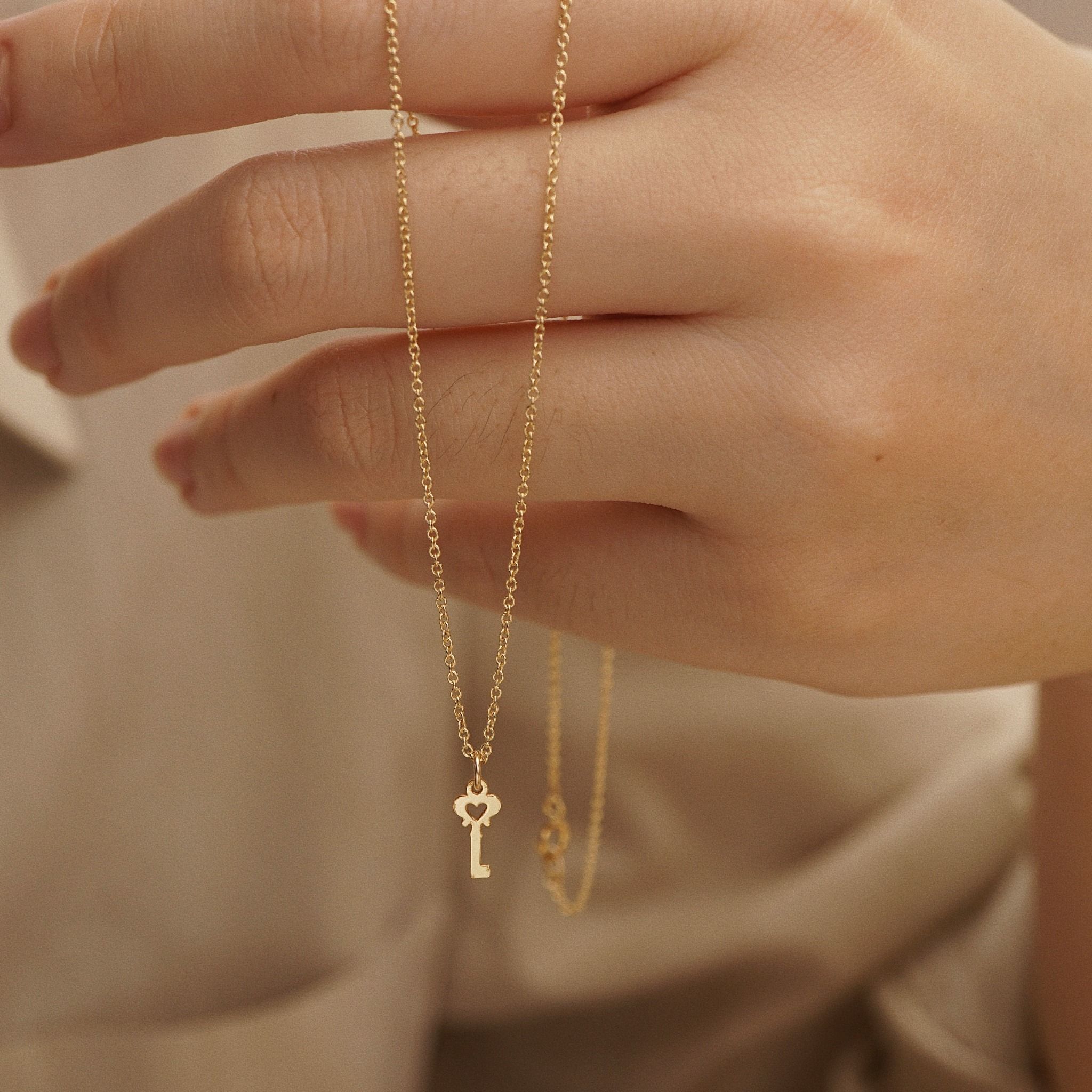  KEY OF LOVE NECKLACE 
