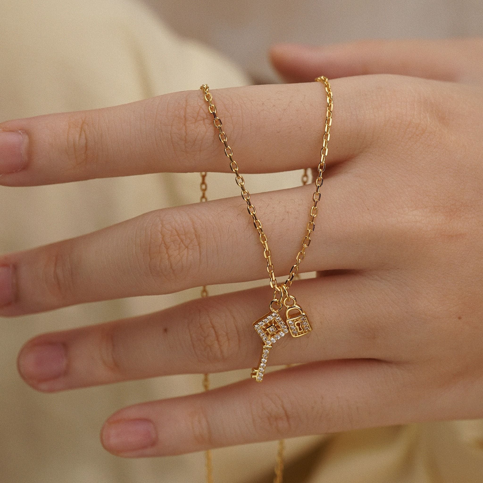  LOCK & KEY NECKLACE 