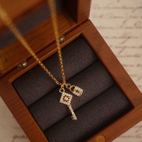 LOCK & KEY NECKLACE