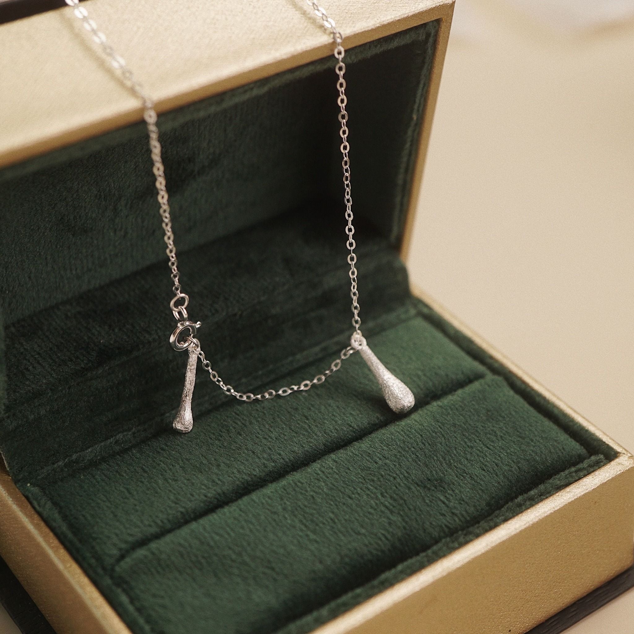  ETHEREAL GLOW NECKLACE (S) 