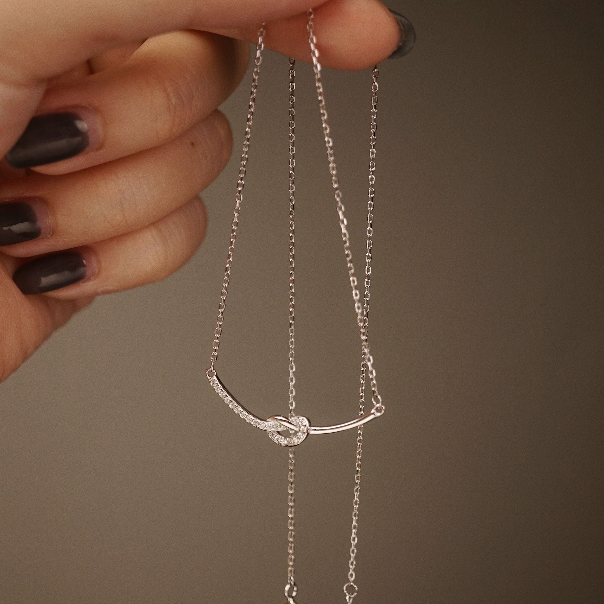  SMILEY KNOT NECKLACE (S) 