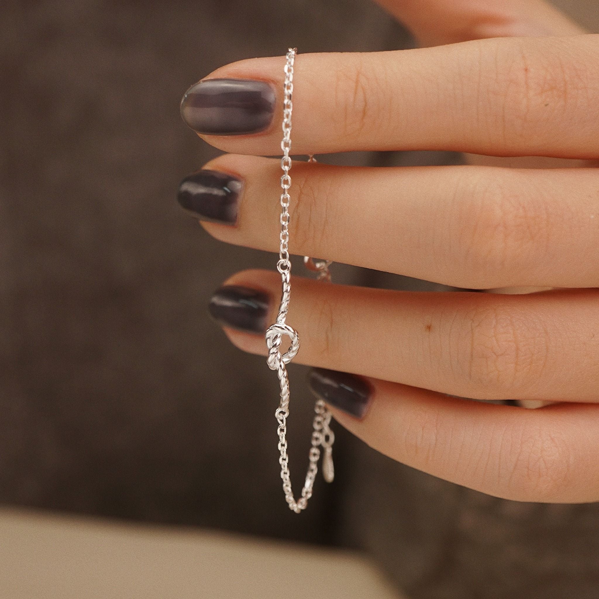  KNOT BAR BRACELET (S) 