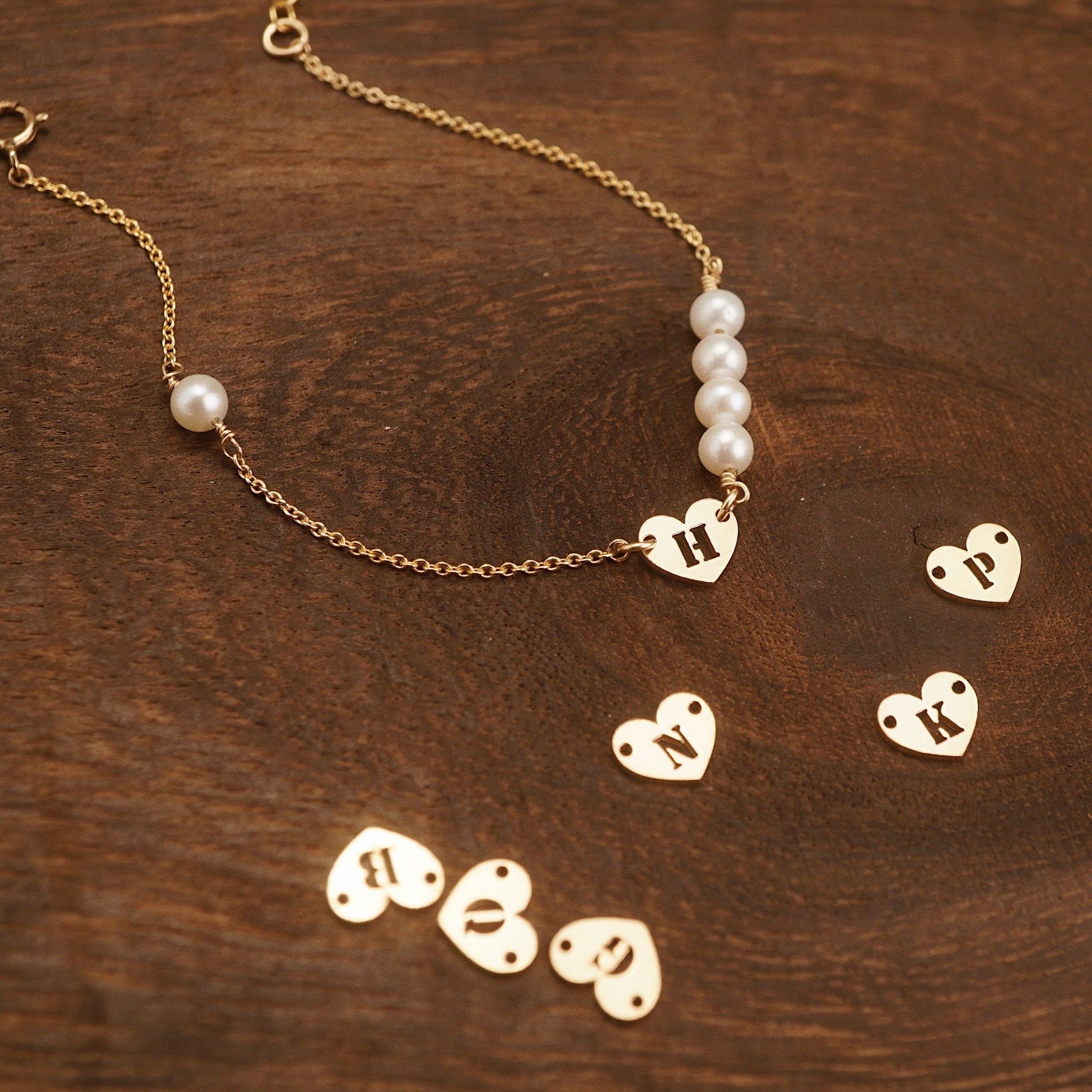  HEART LETTER ROUND PEARL BRACELET 