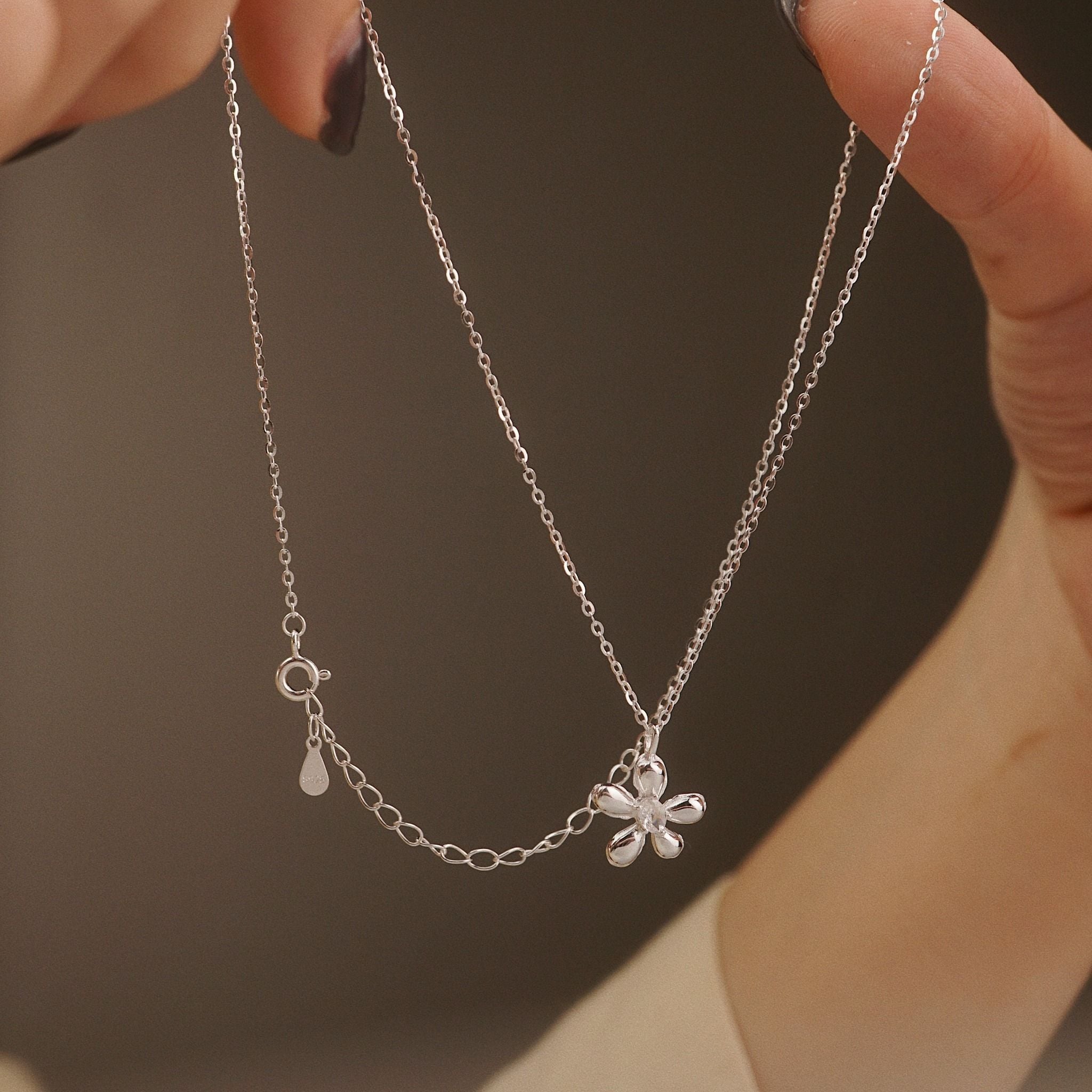  FLOWER NECKLACE (S) 
