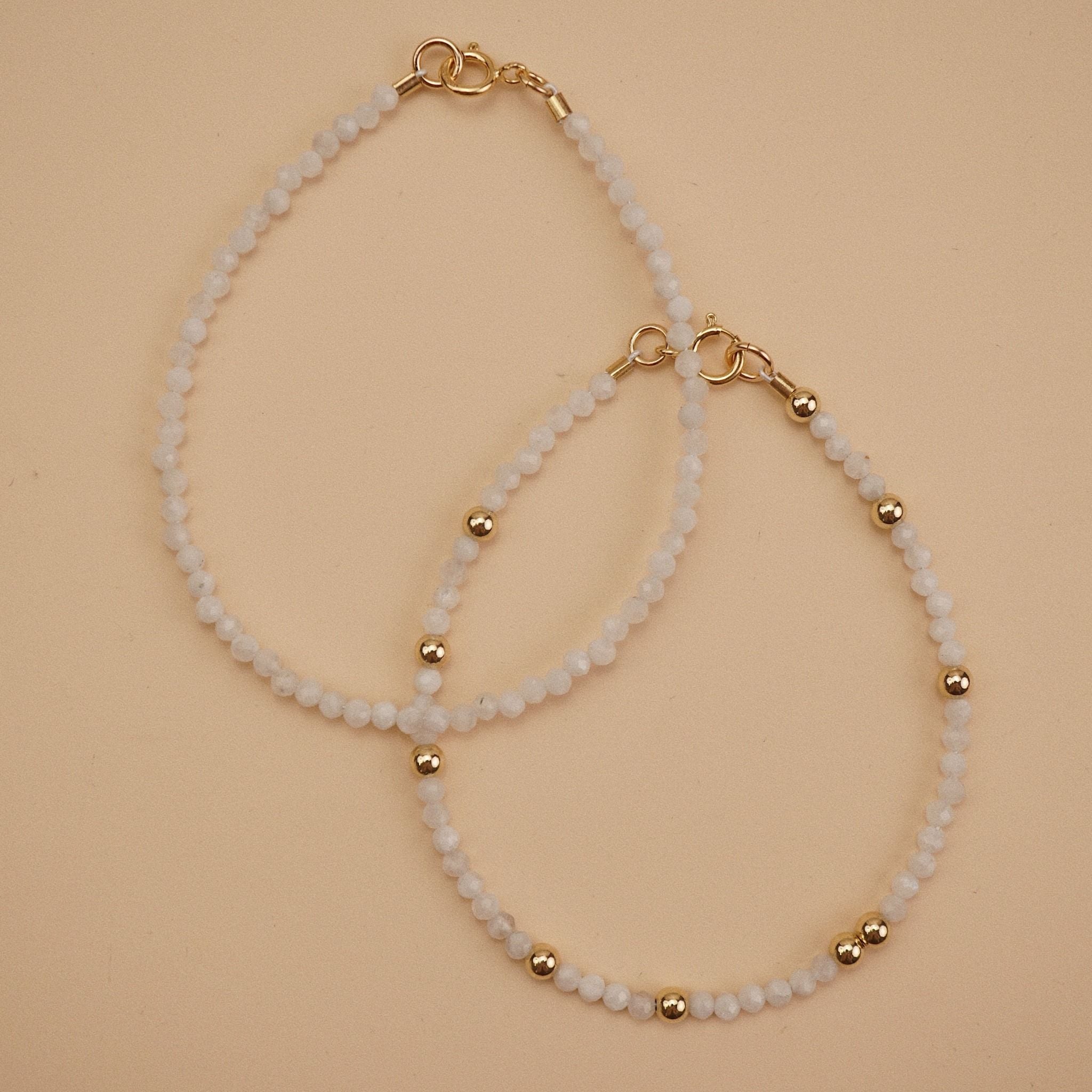  ROUND MOONSTONE BRACELET 