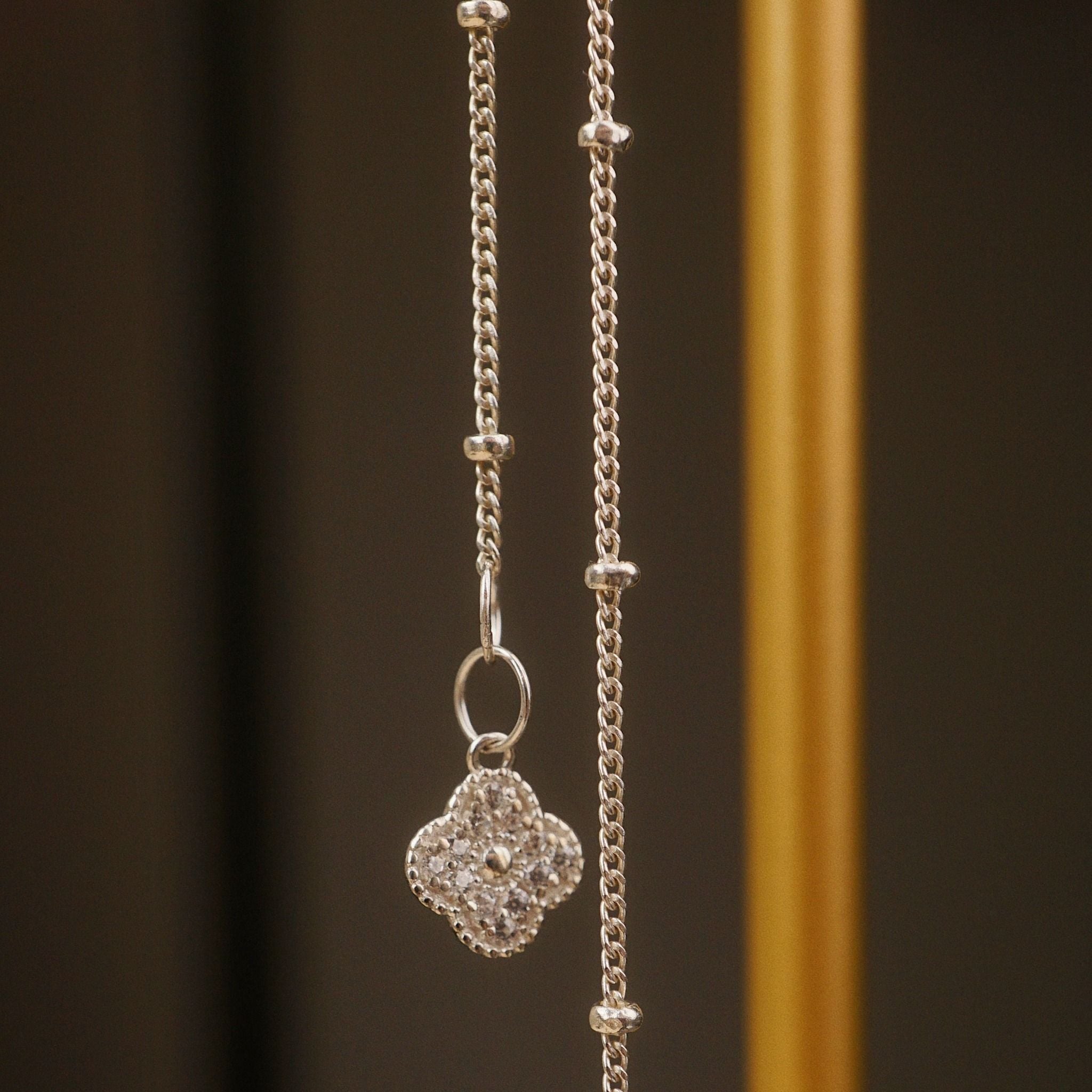  DAISY CLOVER LEAF SATELLITE BRACELET (S) 