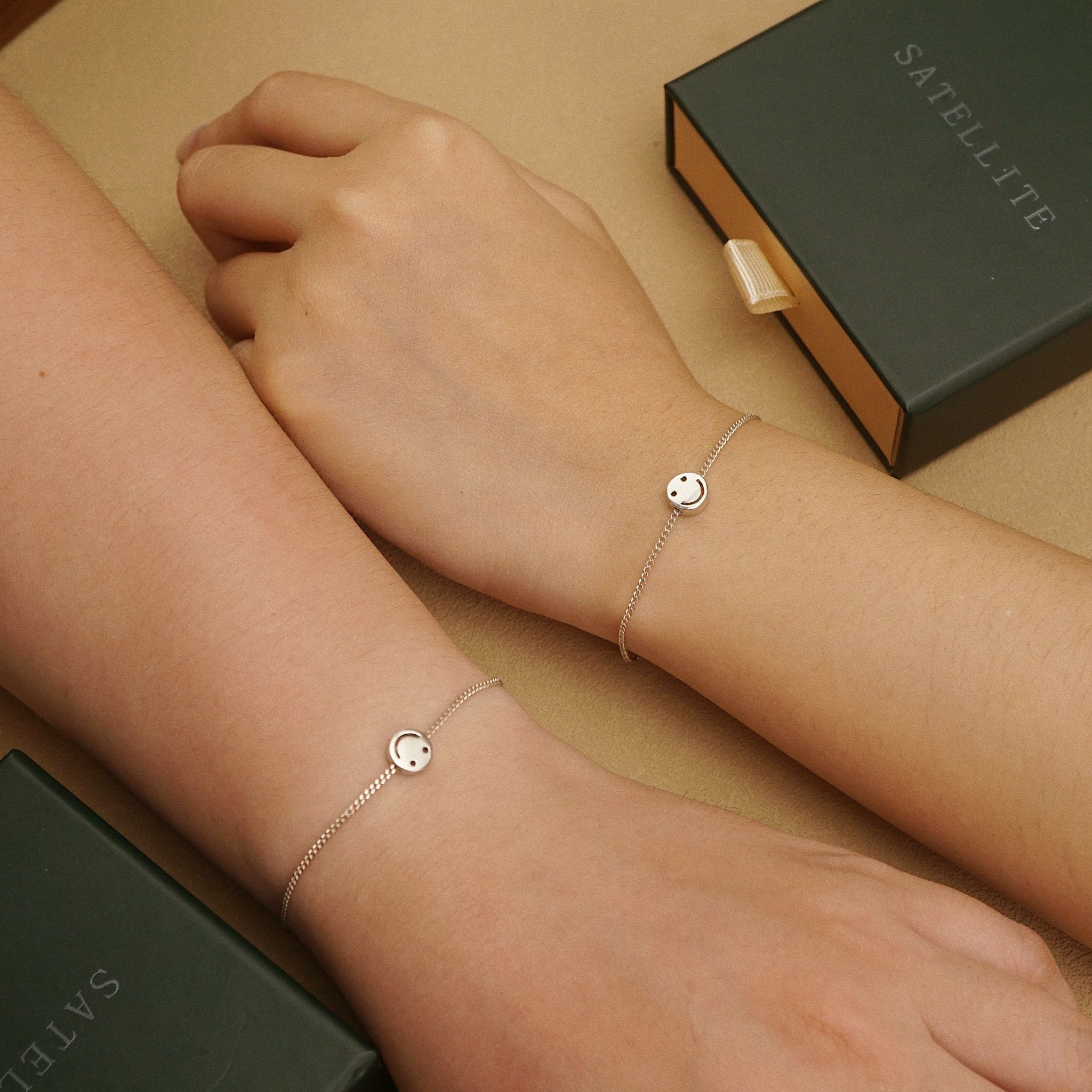  SMILE CURB BRACELET (S) 