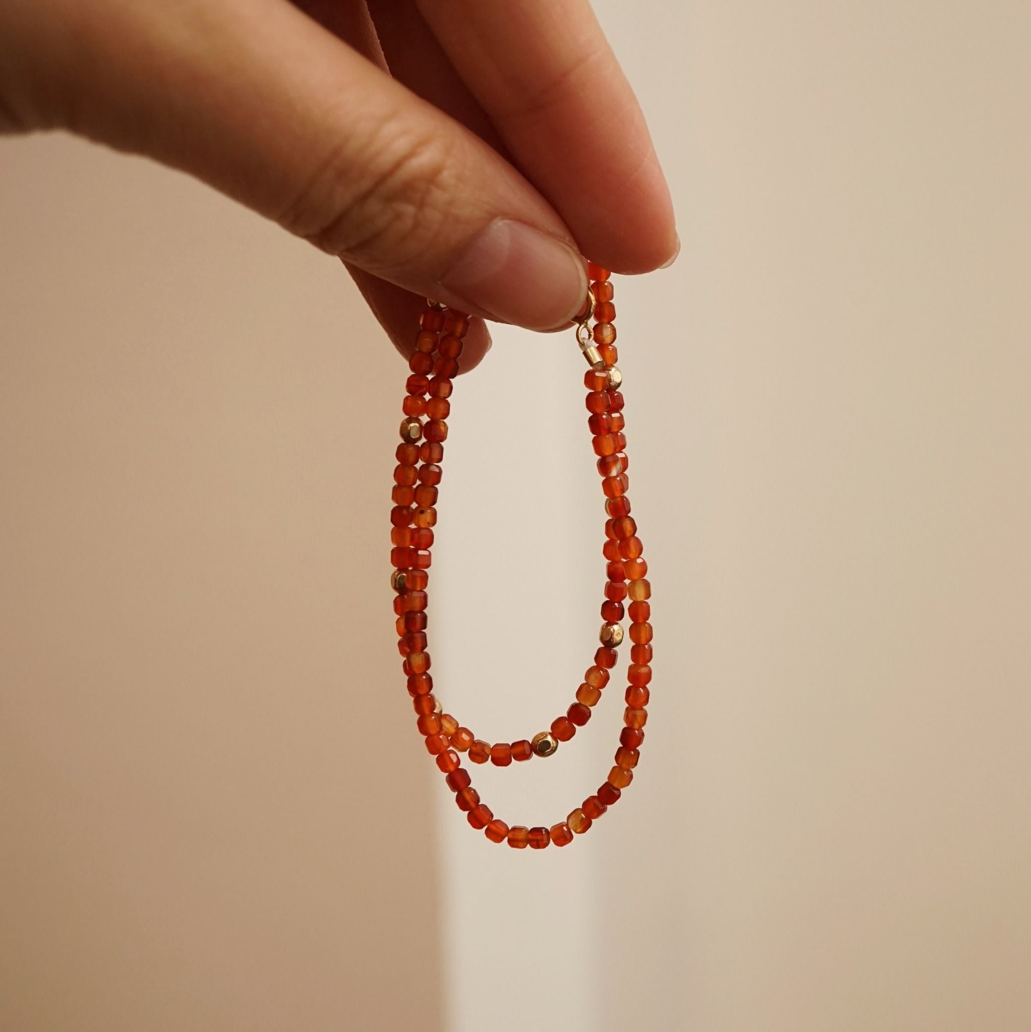  GARNET STONE BRACELET 